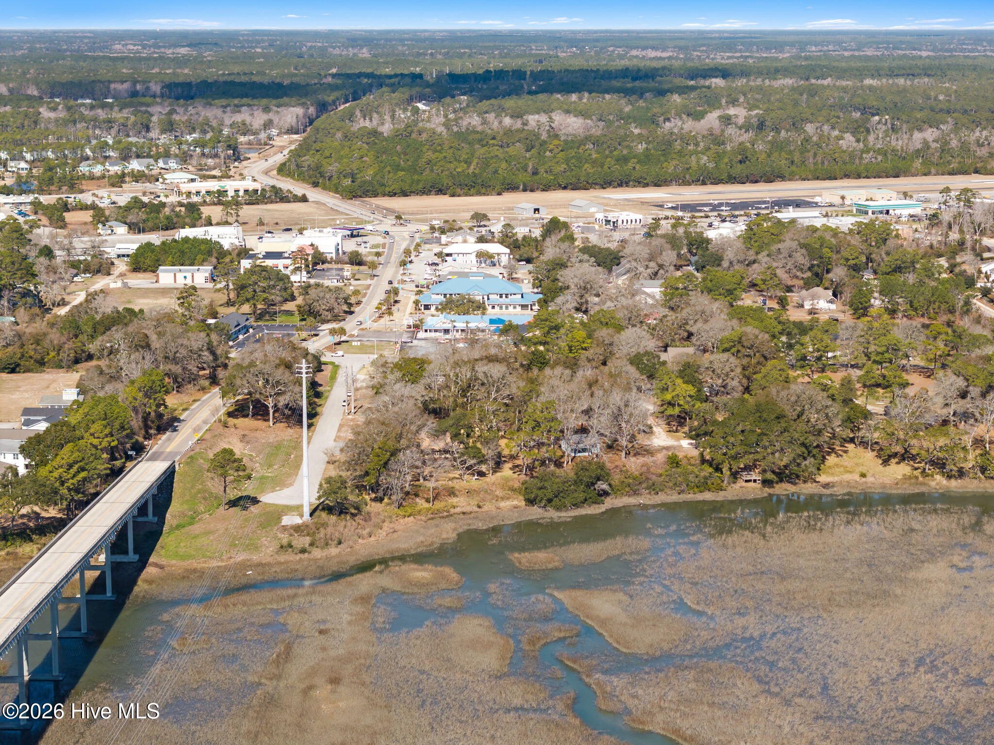 100561810 | Photo 66