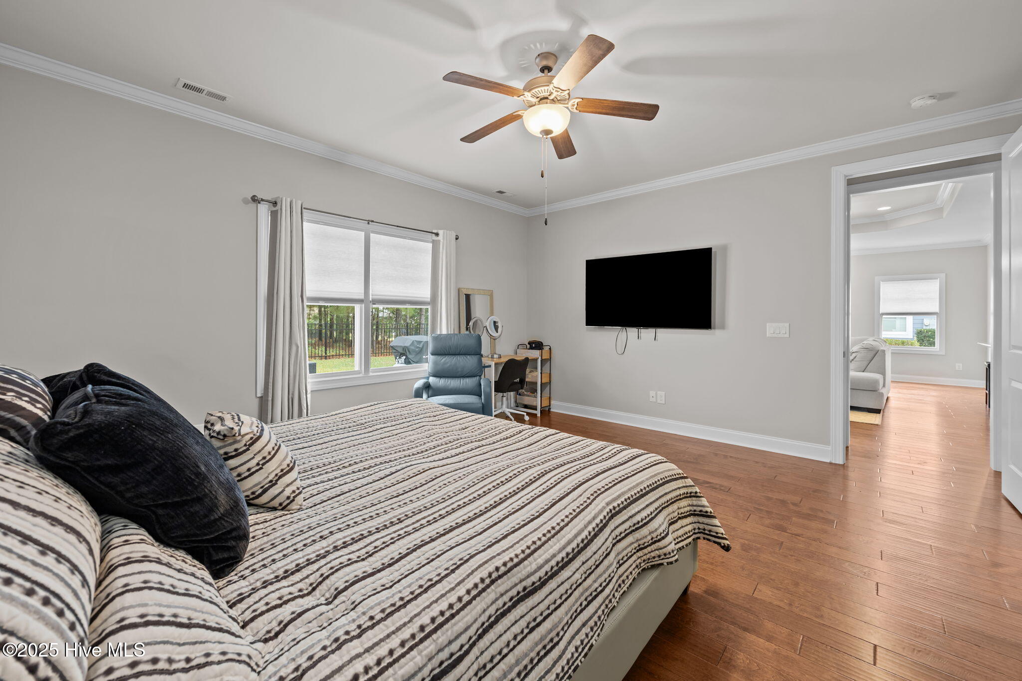 100536658 | Photo 31