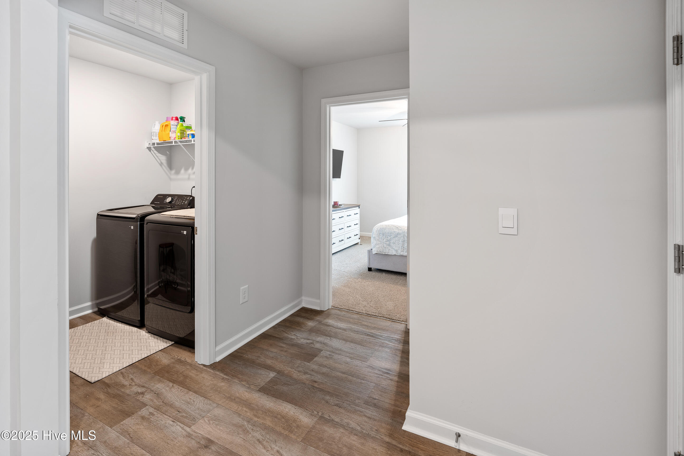 100543379 | Photo 10