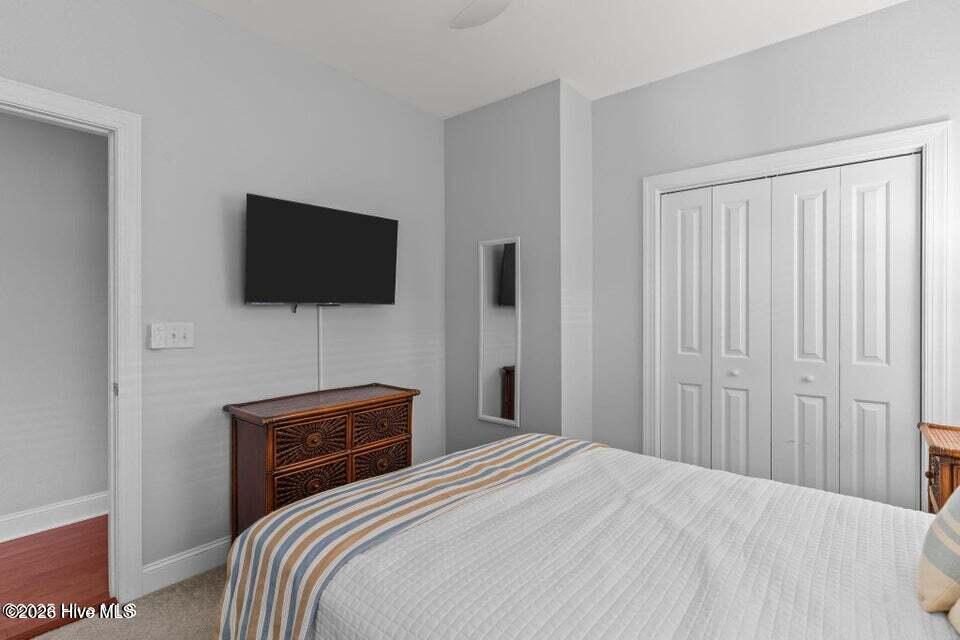 100570467 | Photo 35