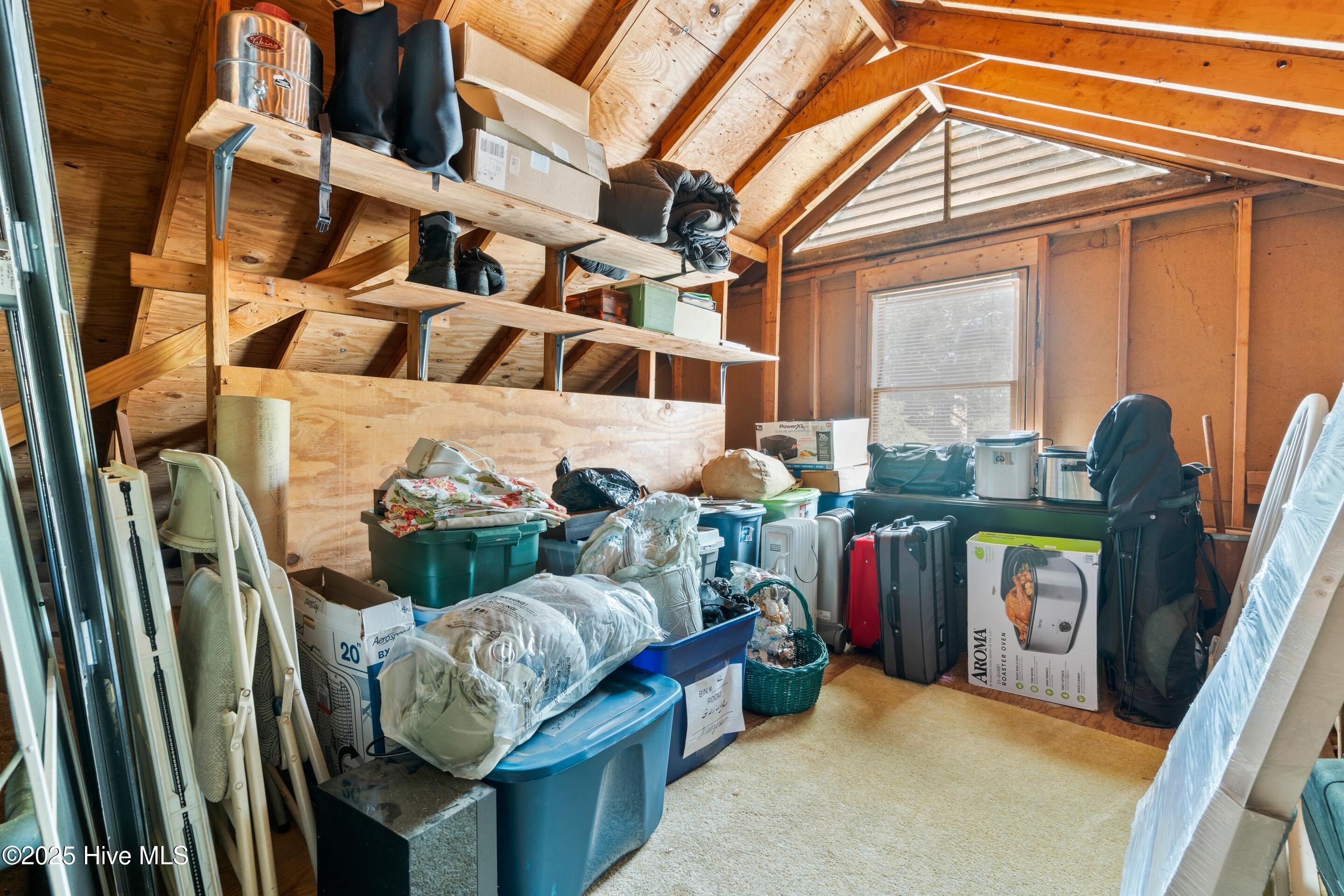 100539788 | Photo 28