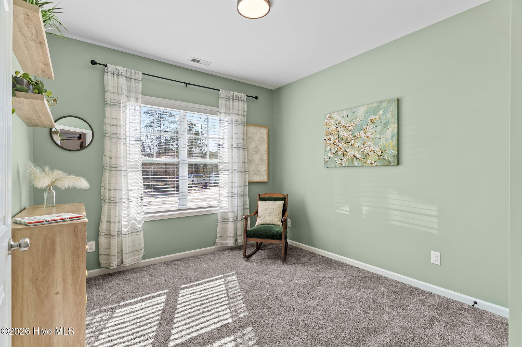 100555815 | Photo 31