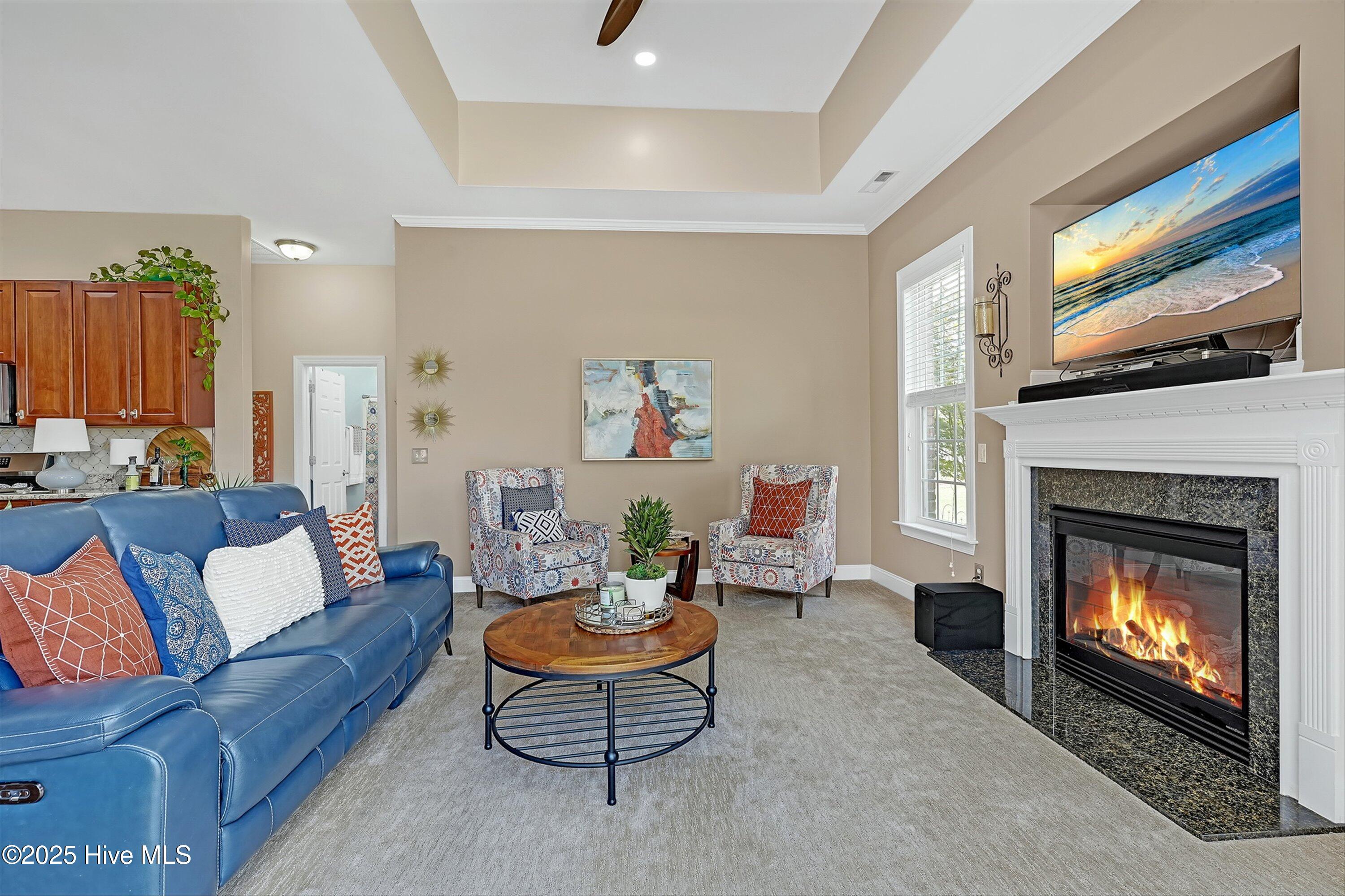 100547975 | Photo 10