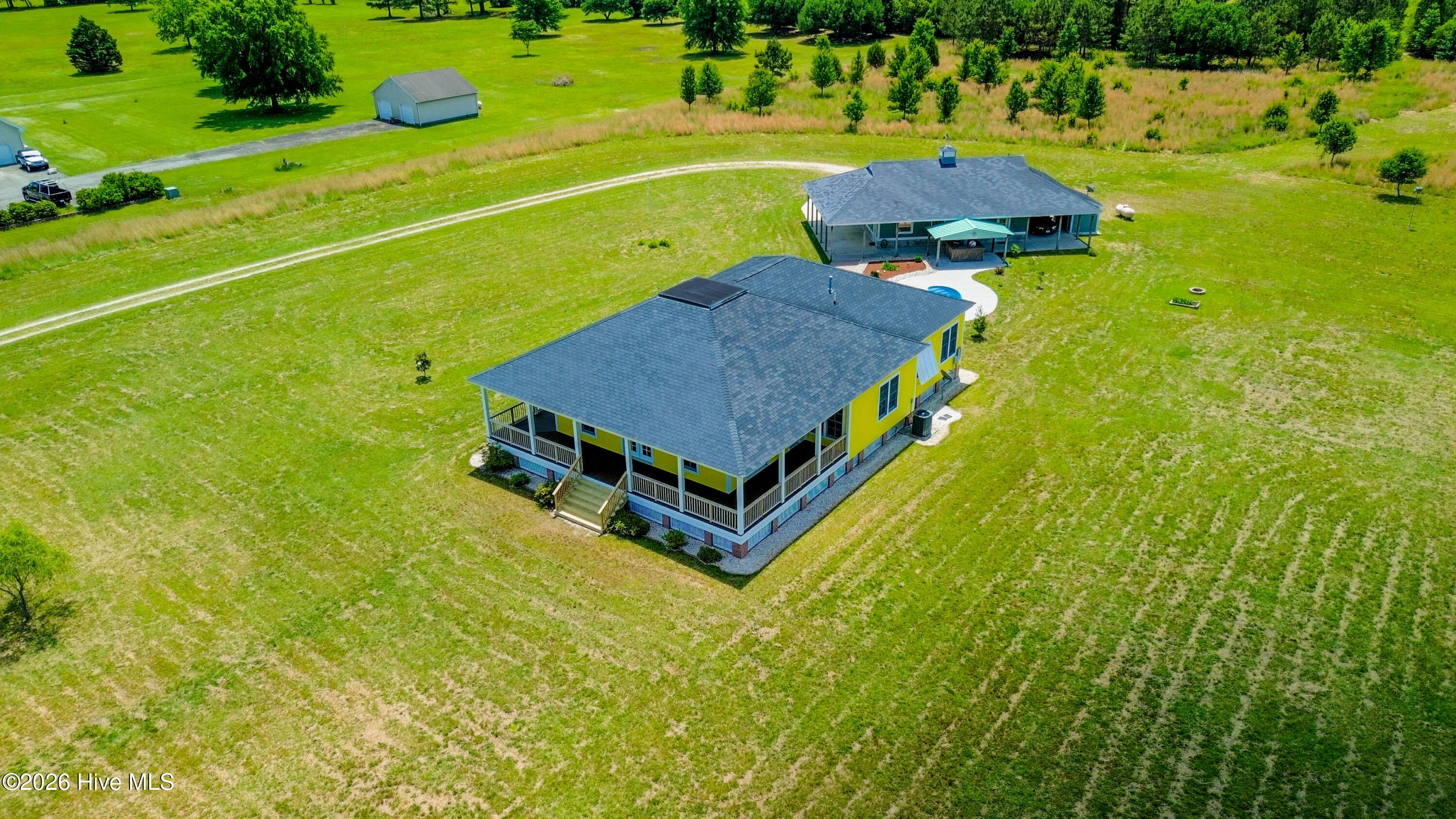 Homes for sale in Moyock, NC | 1204 Tulls Creek Rd, Moyock, NC 27958 | MLS# 100574864