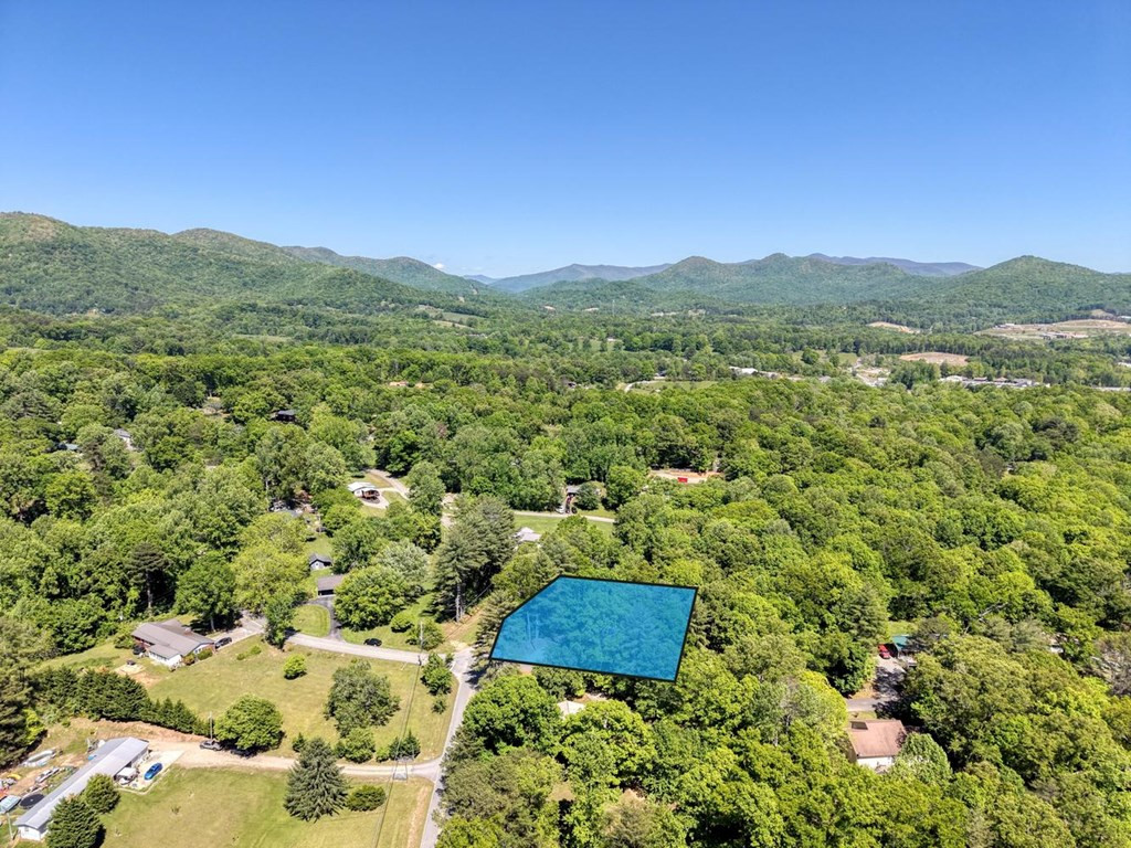 32nd image of 532 Sawmill Rd, Blairsville, GA 30512 | MLS# 98544461