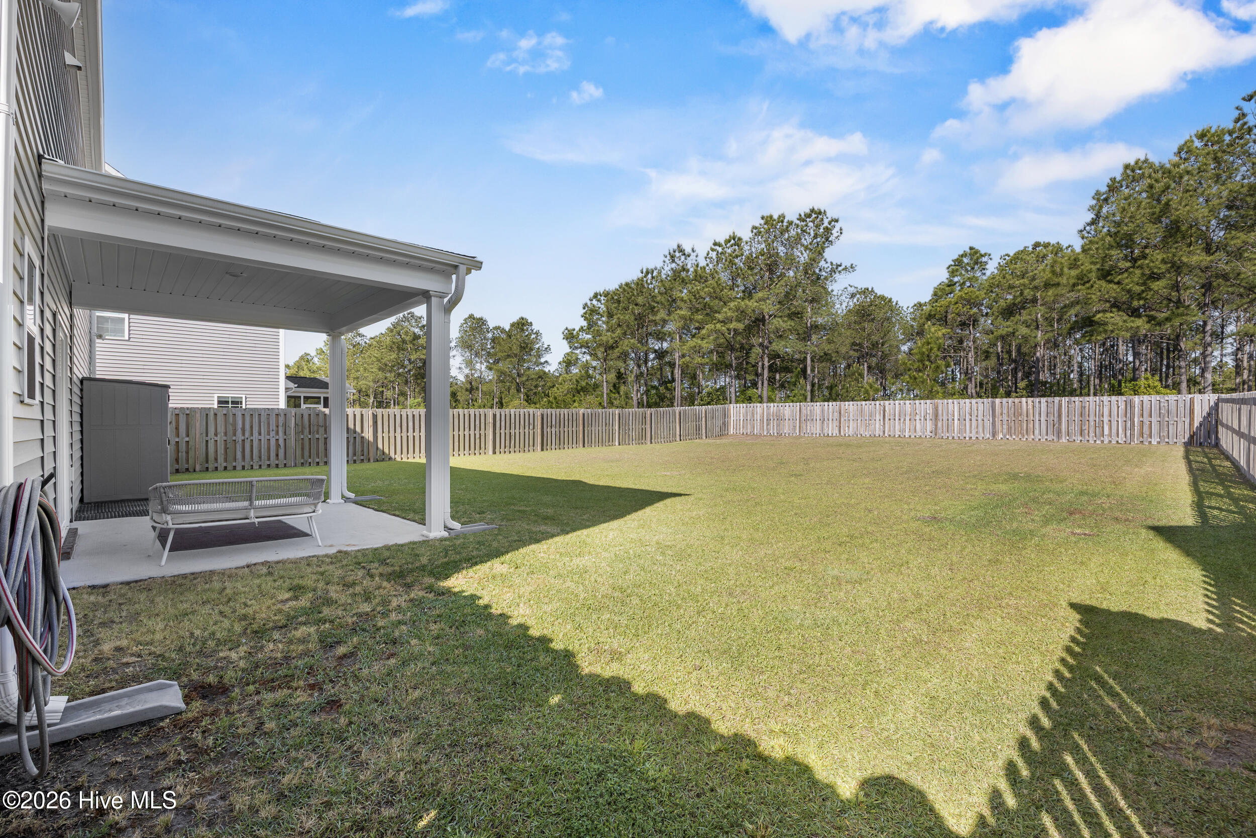 100569067 | Photo 44