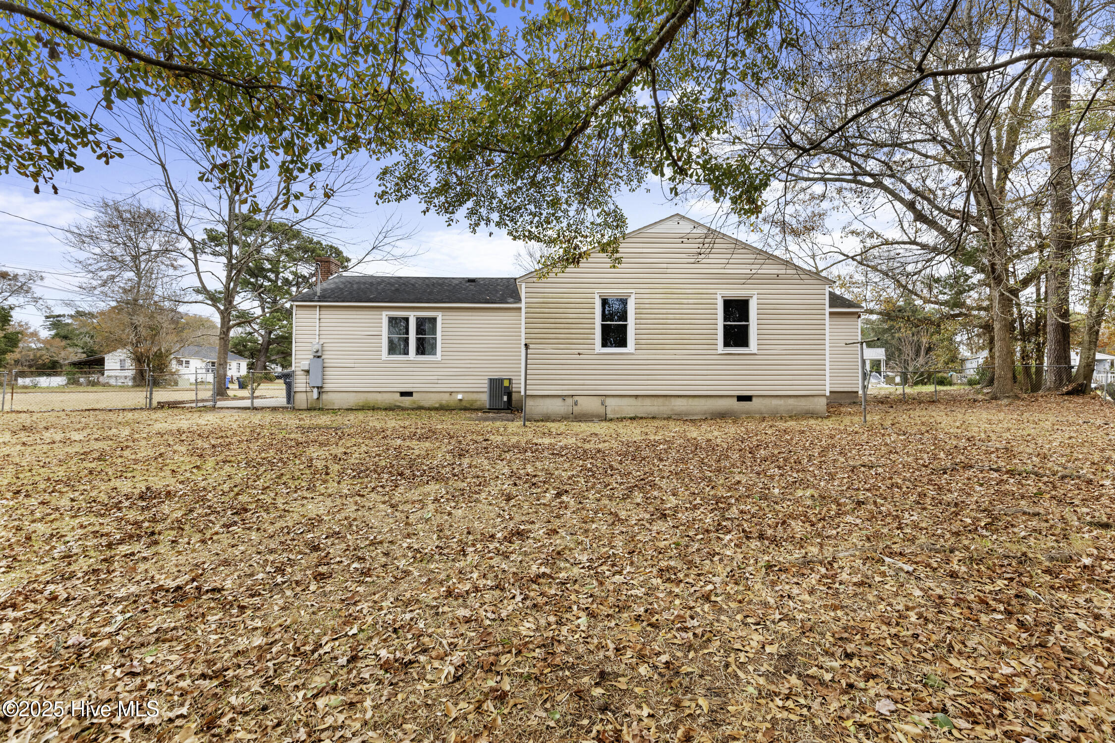 100546891 | Photo 26