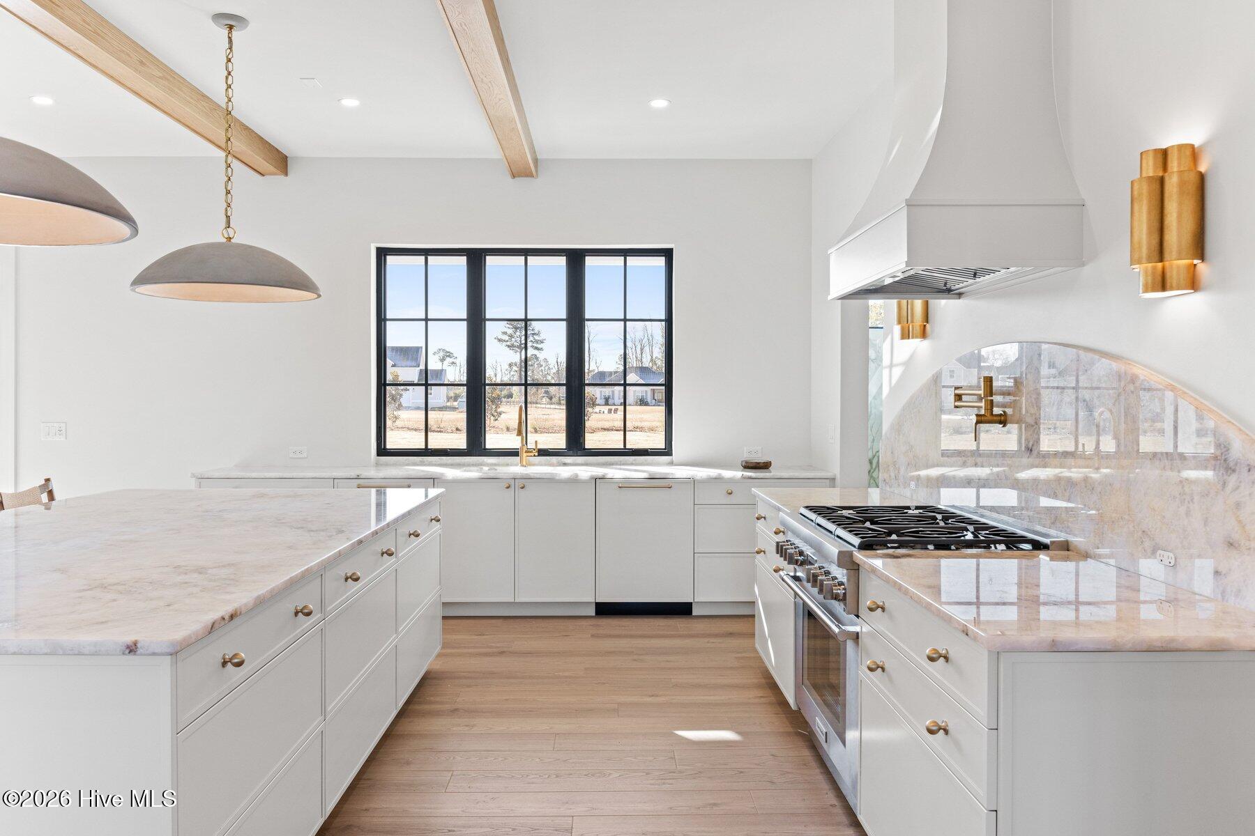 100529848 | Photo 20