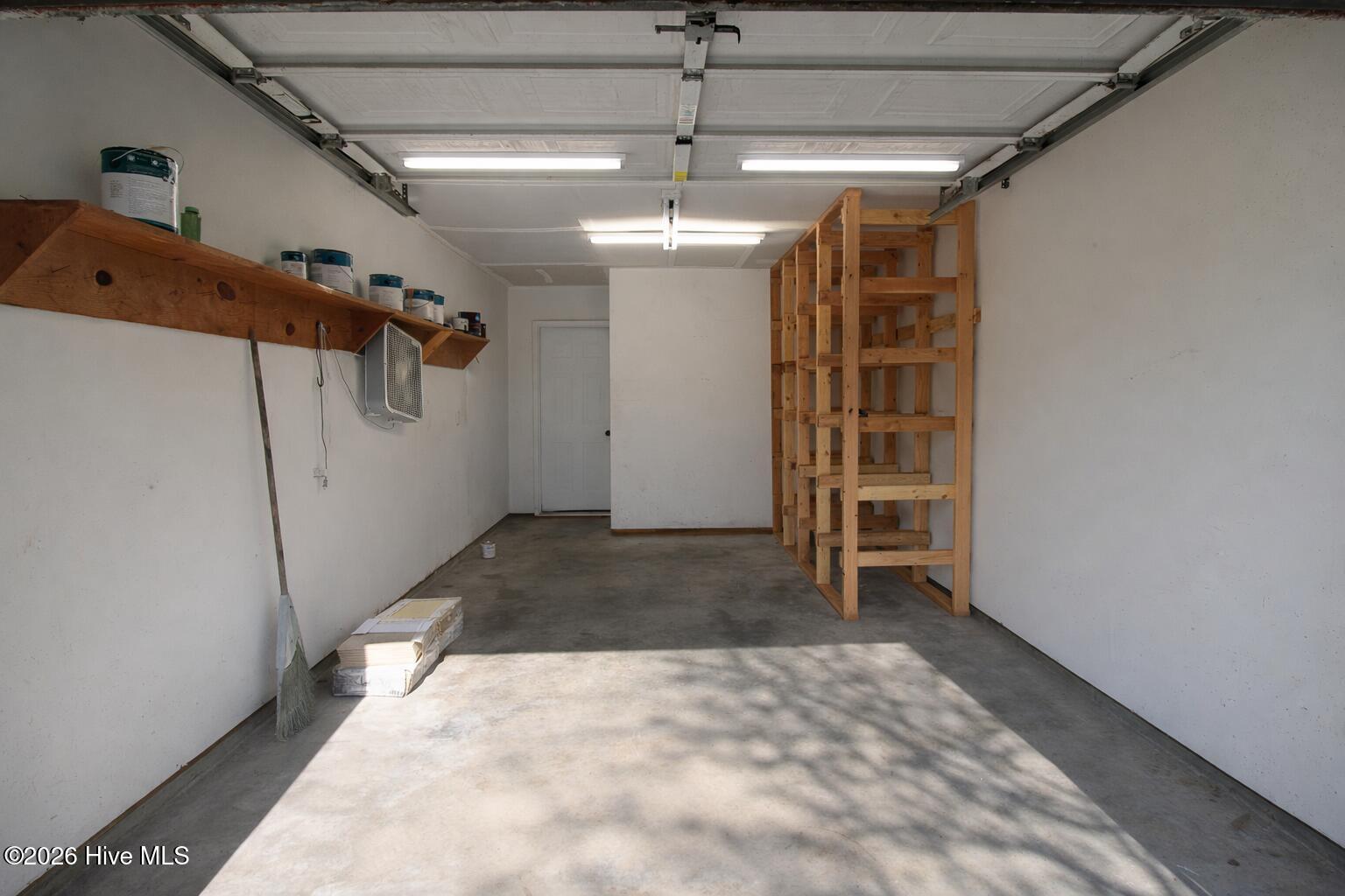 100558952 | Photo 15