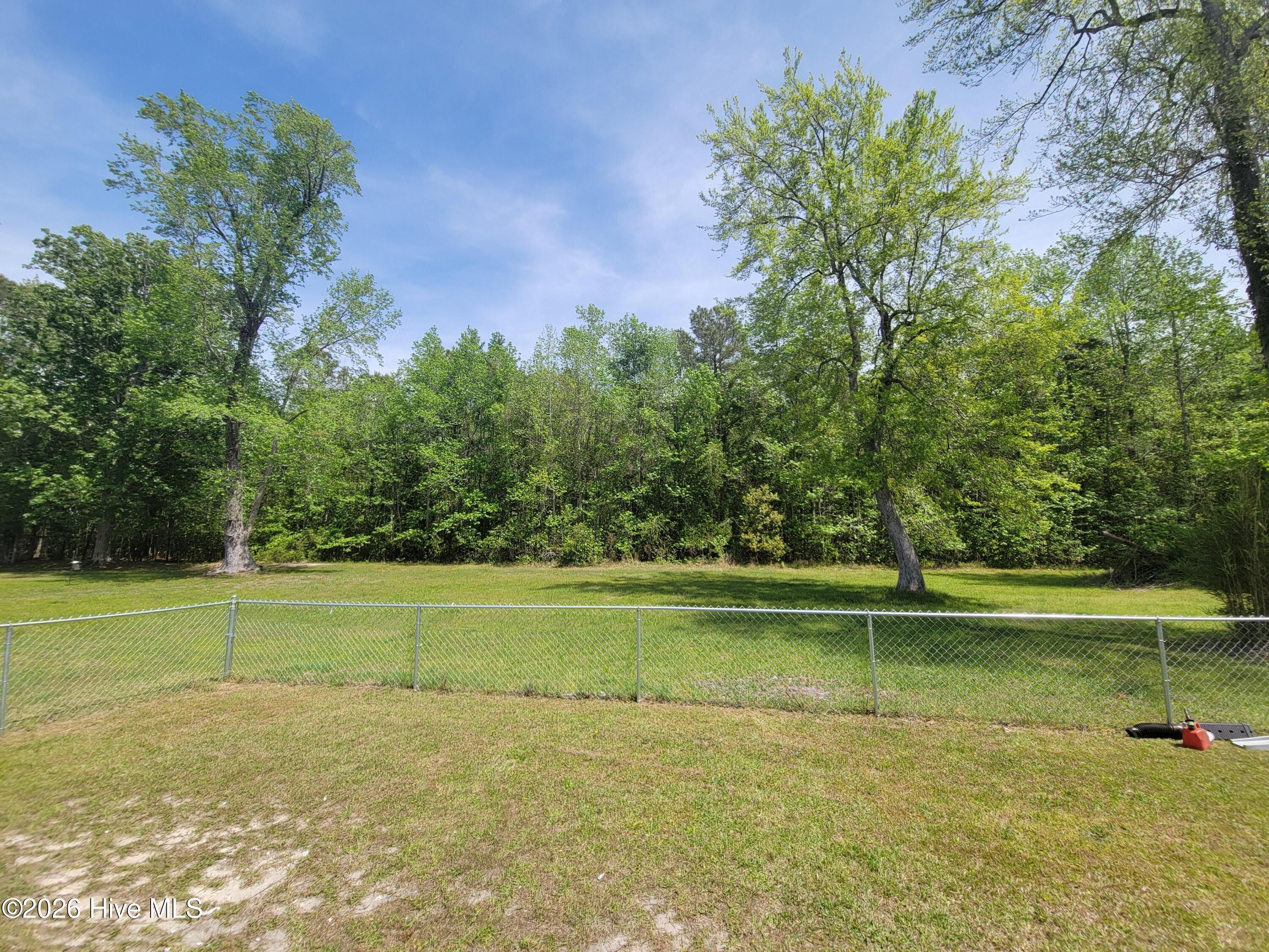 100566971 | Photo 15