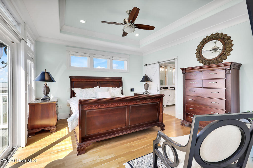 100564206 | Photo 48