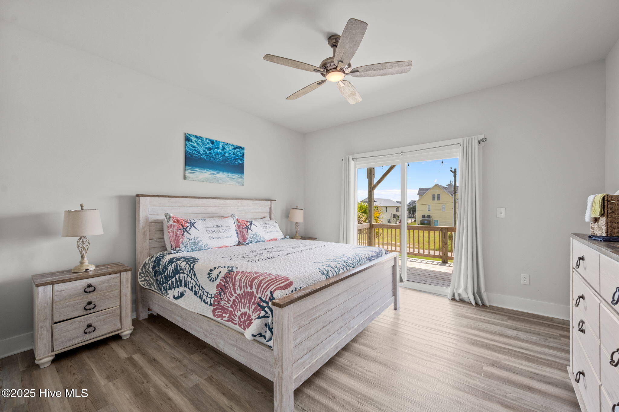 100522252 | Photo 22