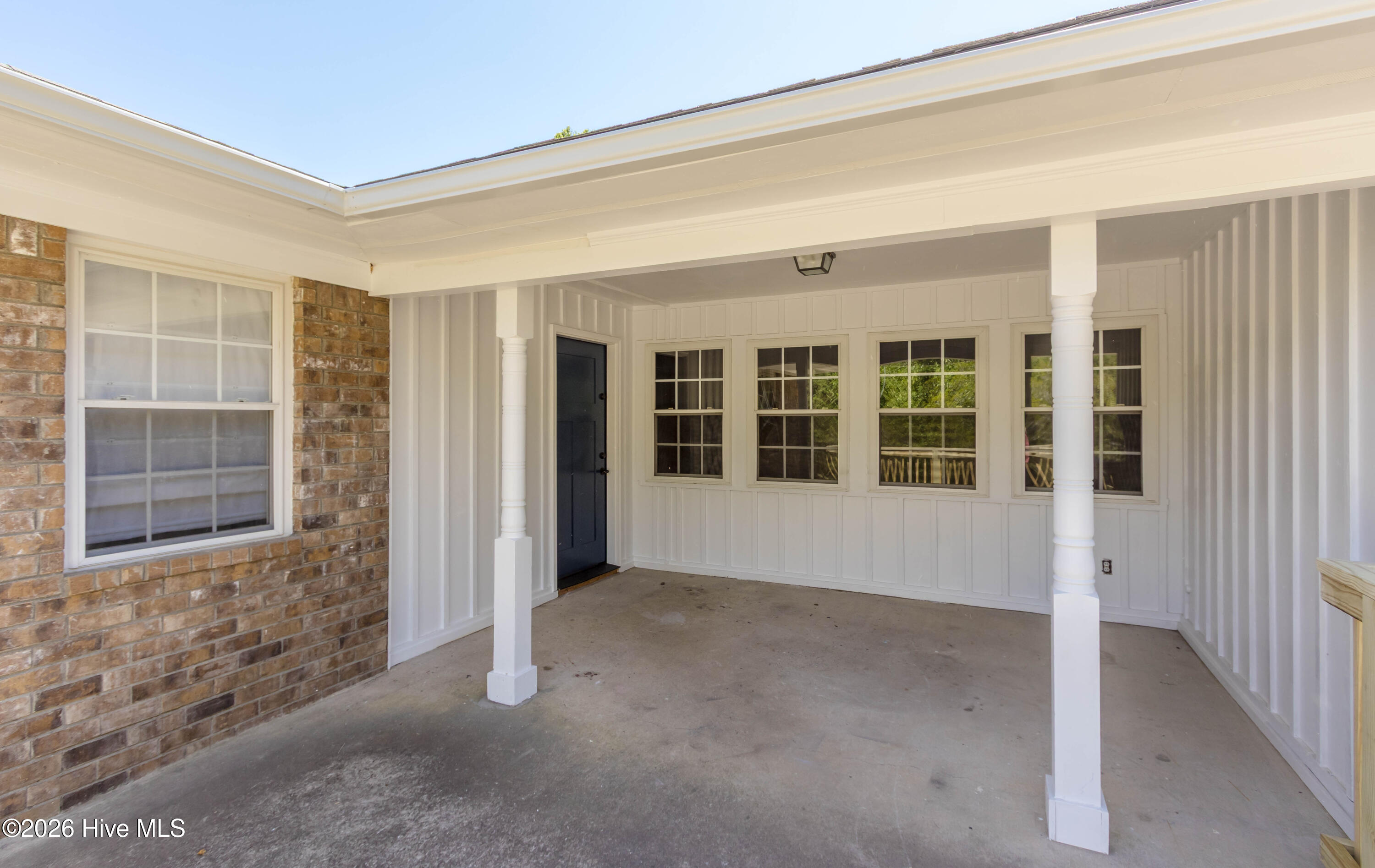 Front Entry Detail