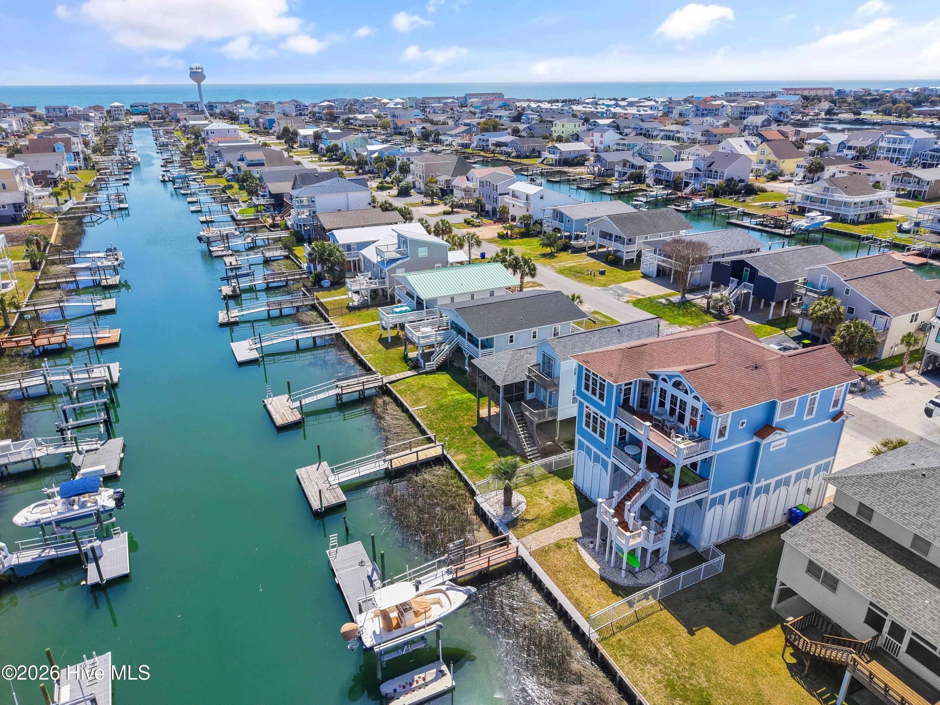 100562772 | Photo 90