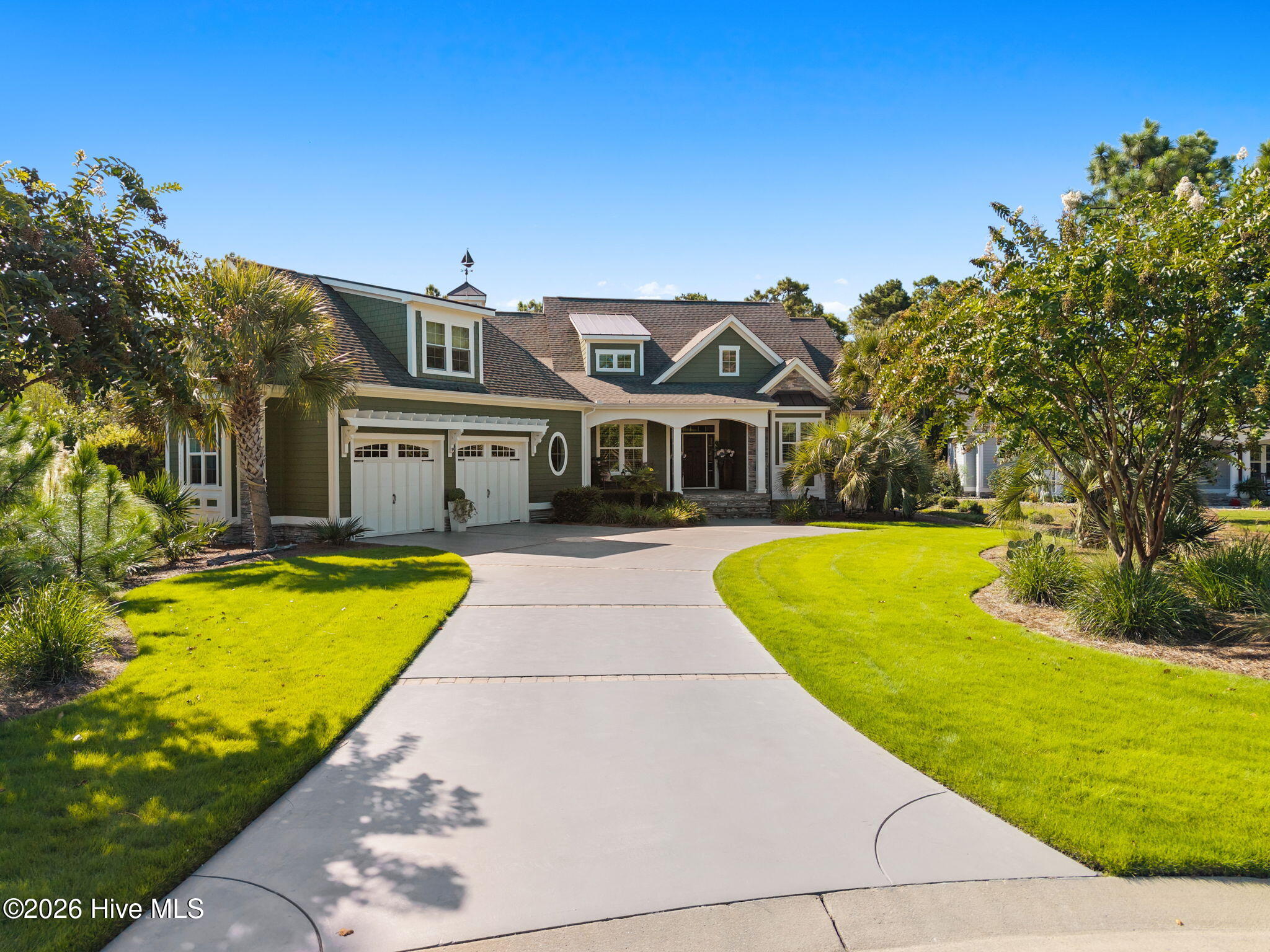 Photo 2 of Single family home for sale at 2556 Shellbark Ct, Southport, NC 28461 | MLS# 100603554 | Listing updated on 2026-09-18
