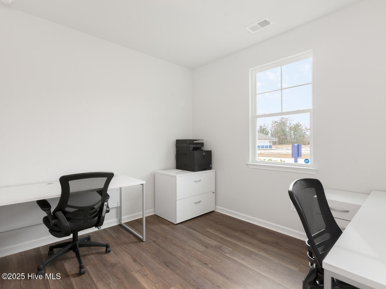 100545378 | Photo 24