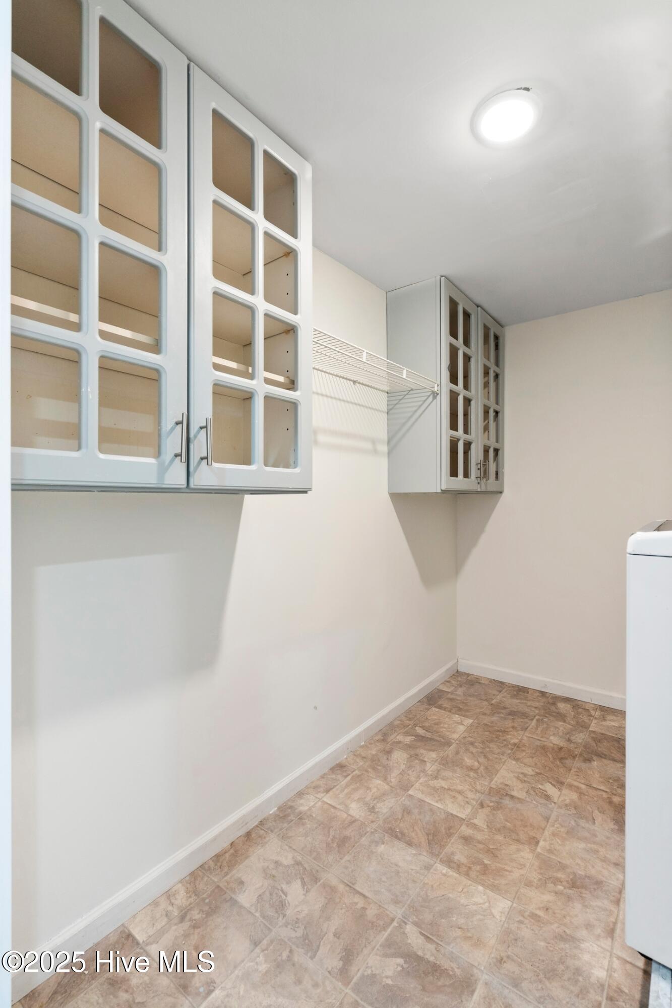 100514481 | Photo 19