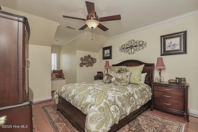 100515842 | Photo 78