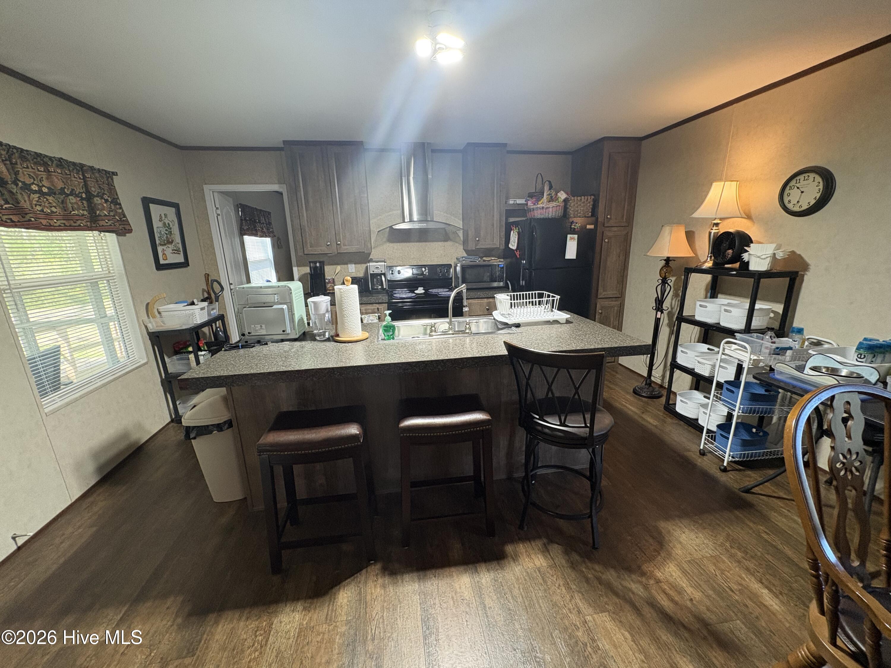 100563107 | Photo 20