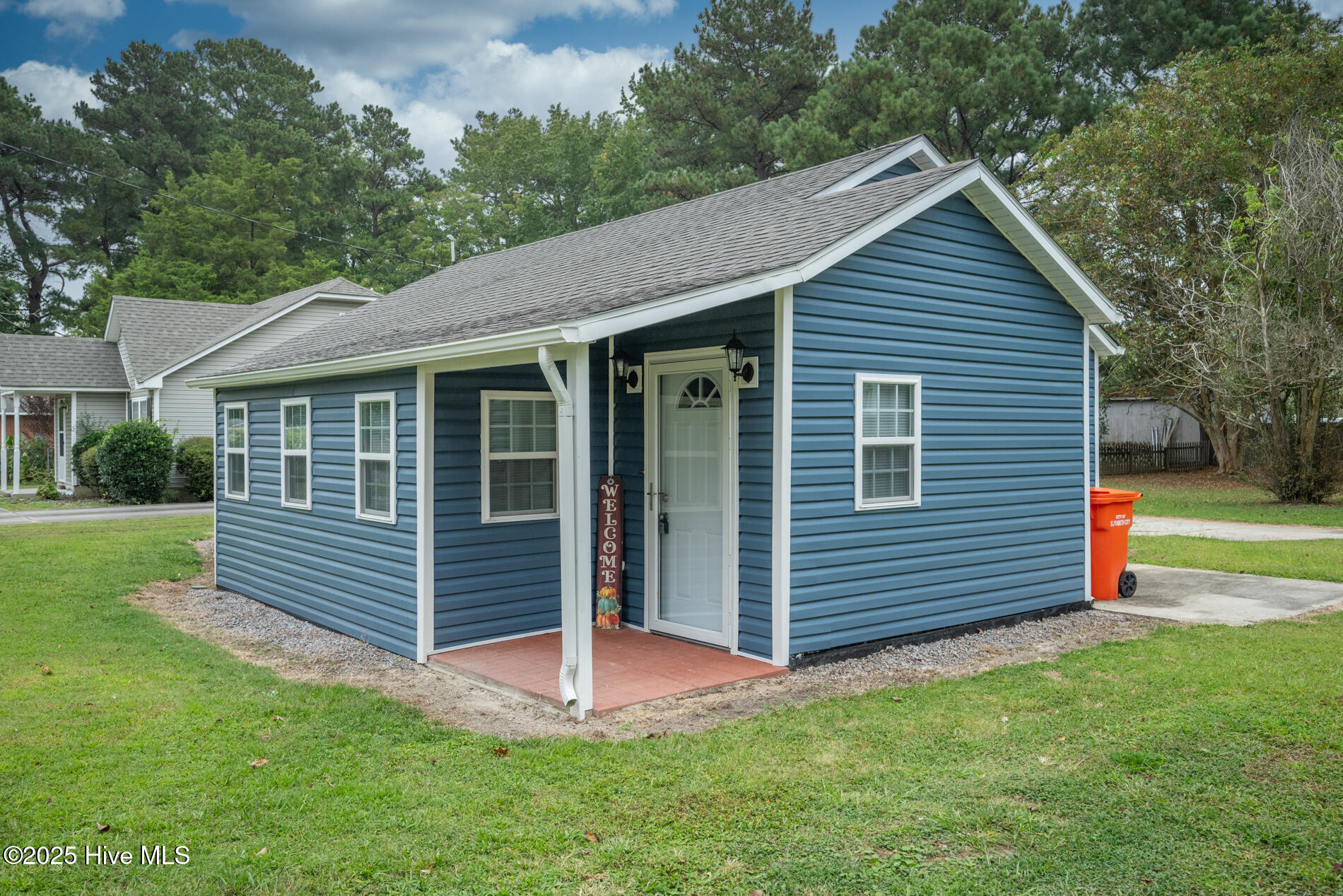 Exterior photo of 108 Whitehurst Street, Elizabeth City, NC 27909. MLS: 100597911