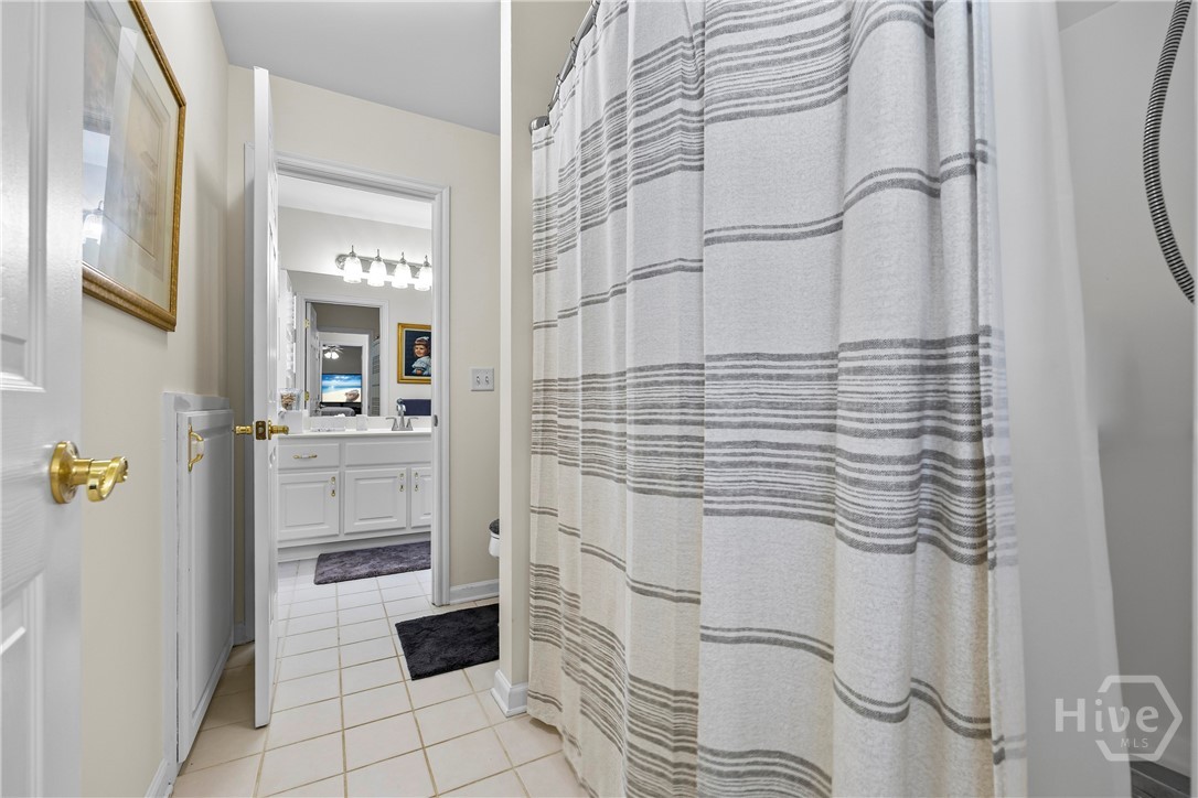 Undisclosed Address, Loganville, GA, 30052