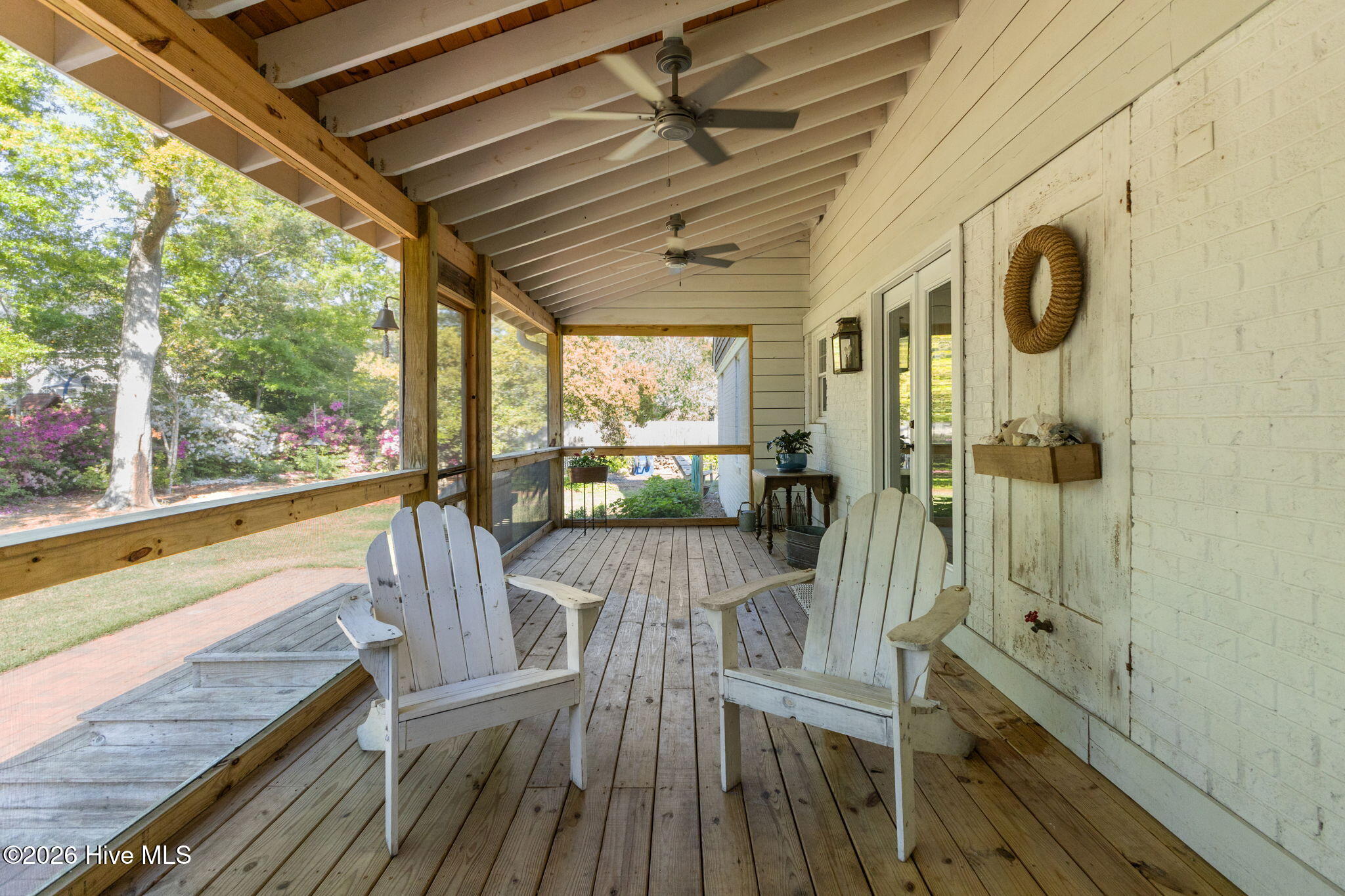 218 Lands End Road,Morehead City