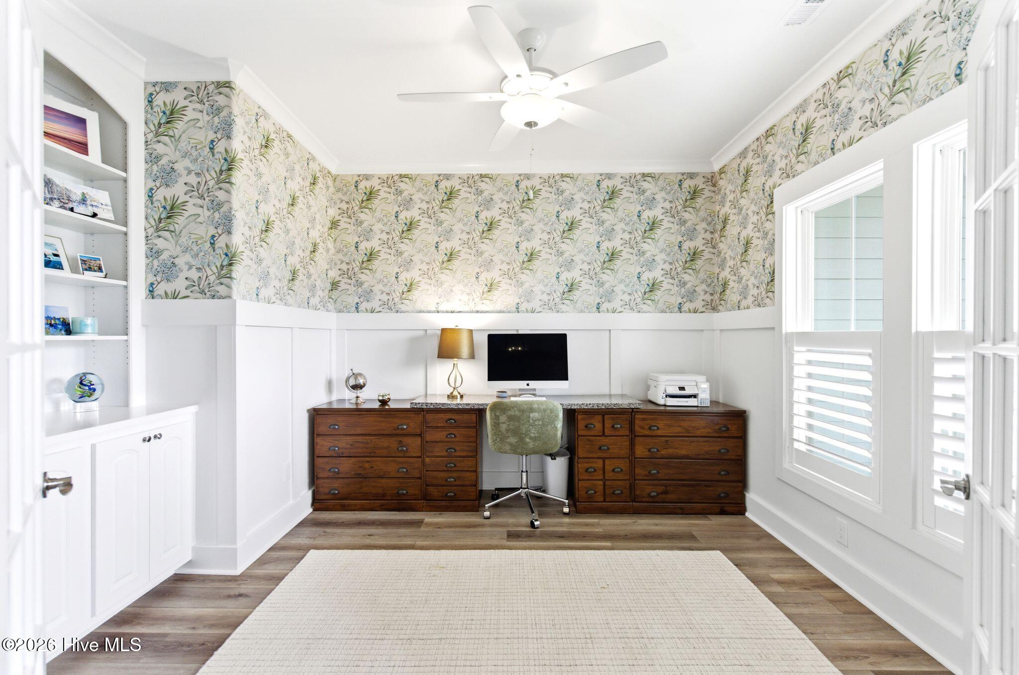 100566081 | Photo 16