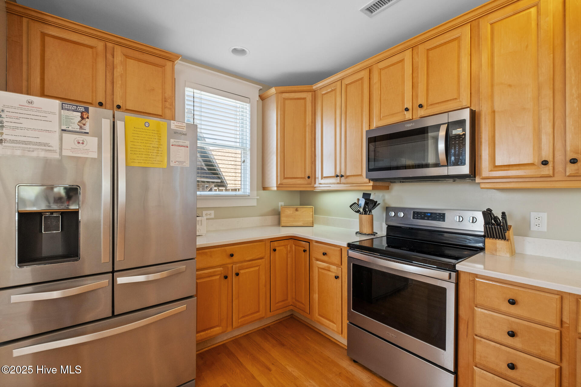 100493663 | Photo 14