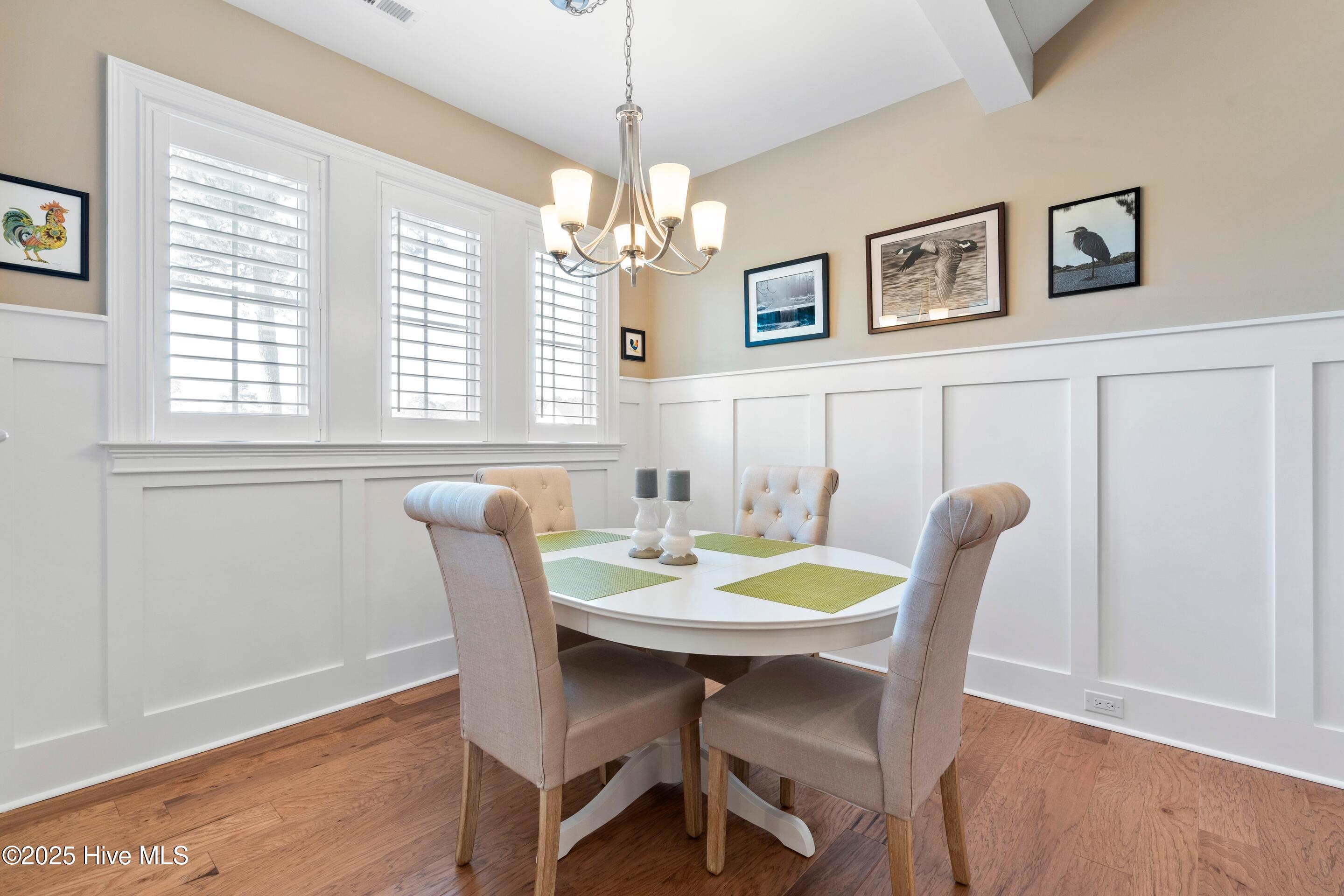 100541782 | Photo 20