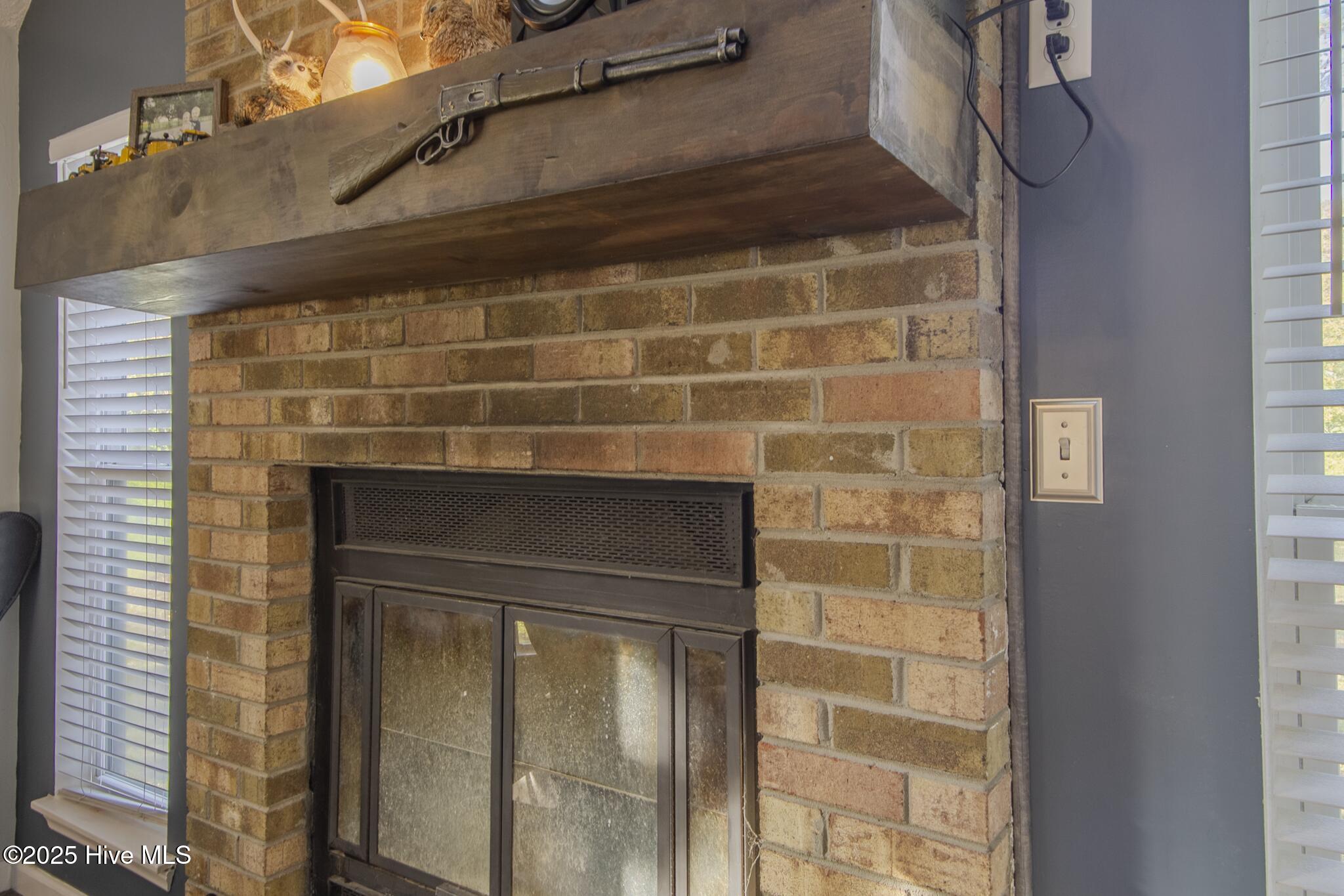 100541041 | Photo 22