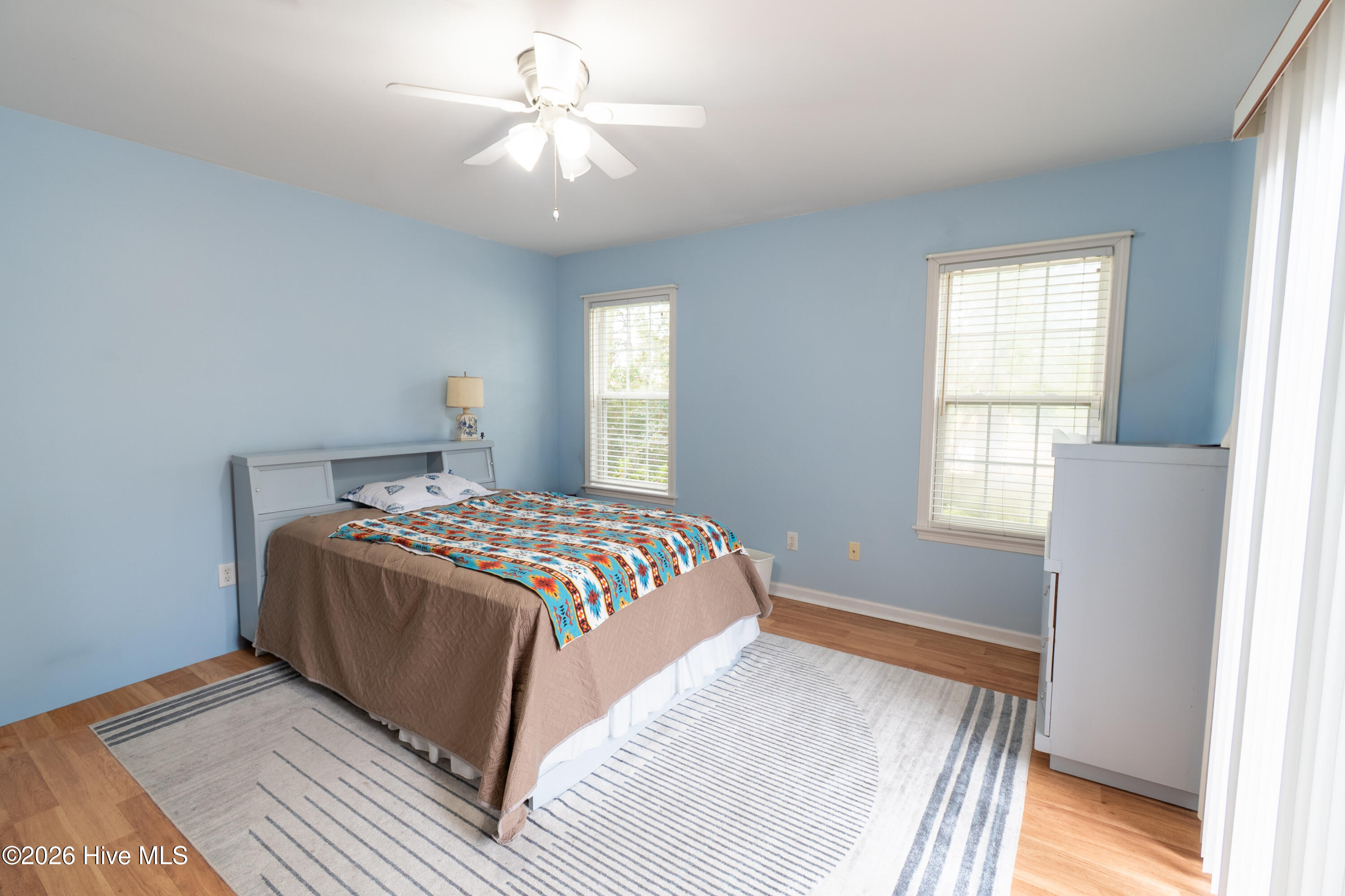 100554380 | Photo 16