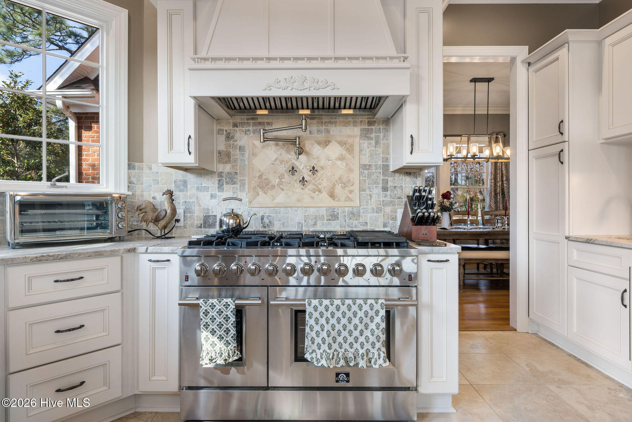 100553597 | Photo 19