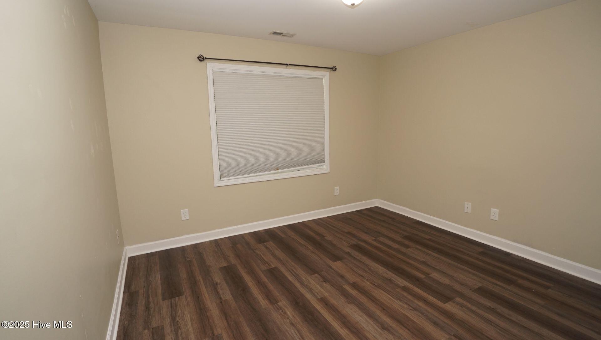 100538035 | Photo 29