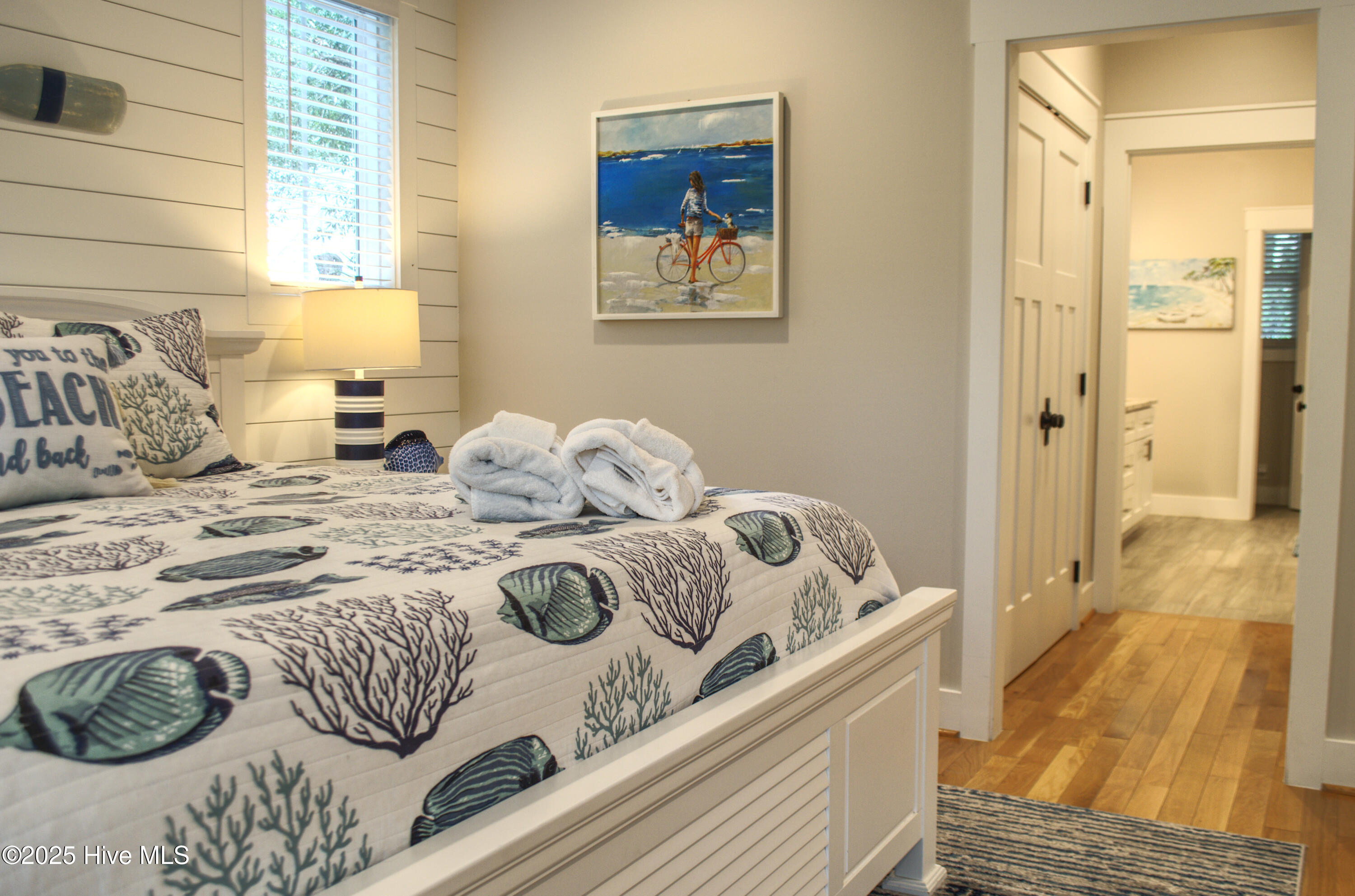 100526777 | Photo 46