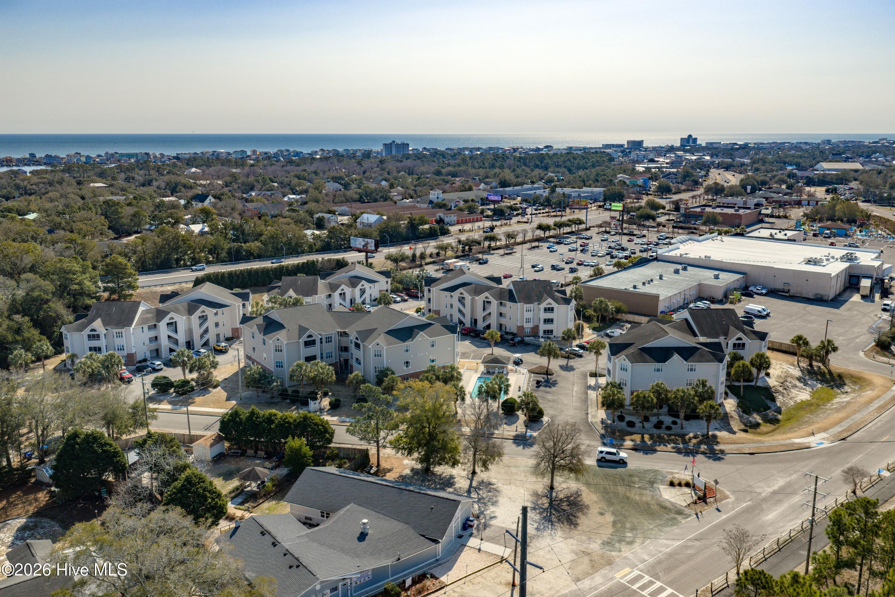 100554919 | Photo 23