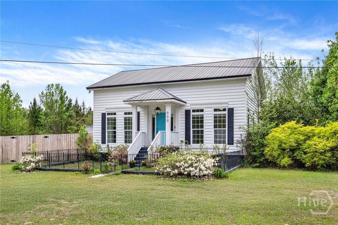 Homes for sale in Pembroke, GA | 900 Garrison St, Pembroke, GA 31321 | MLS# SA352827