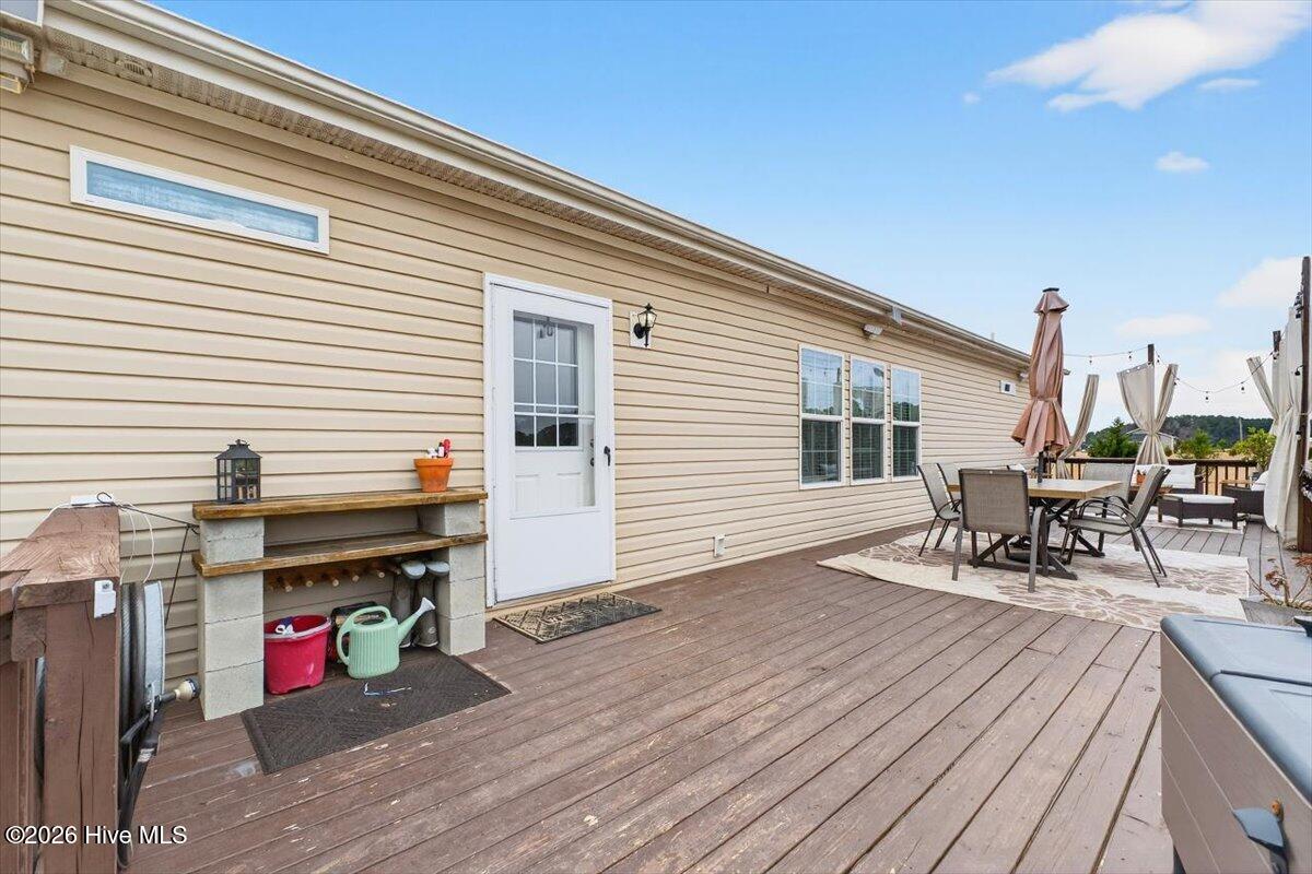 100551203 | Photo 38