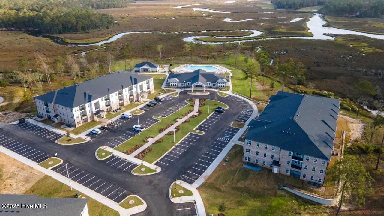 100539902 | Photo 26