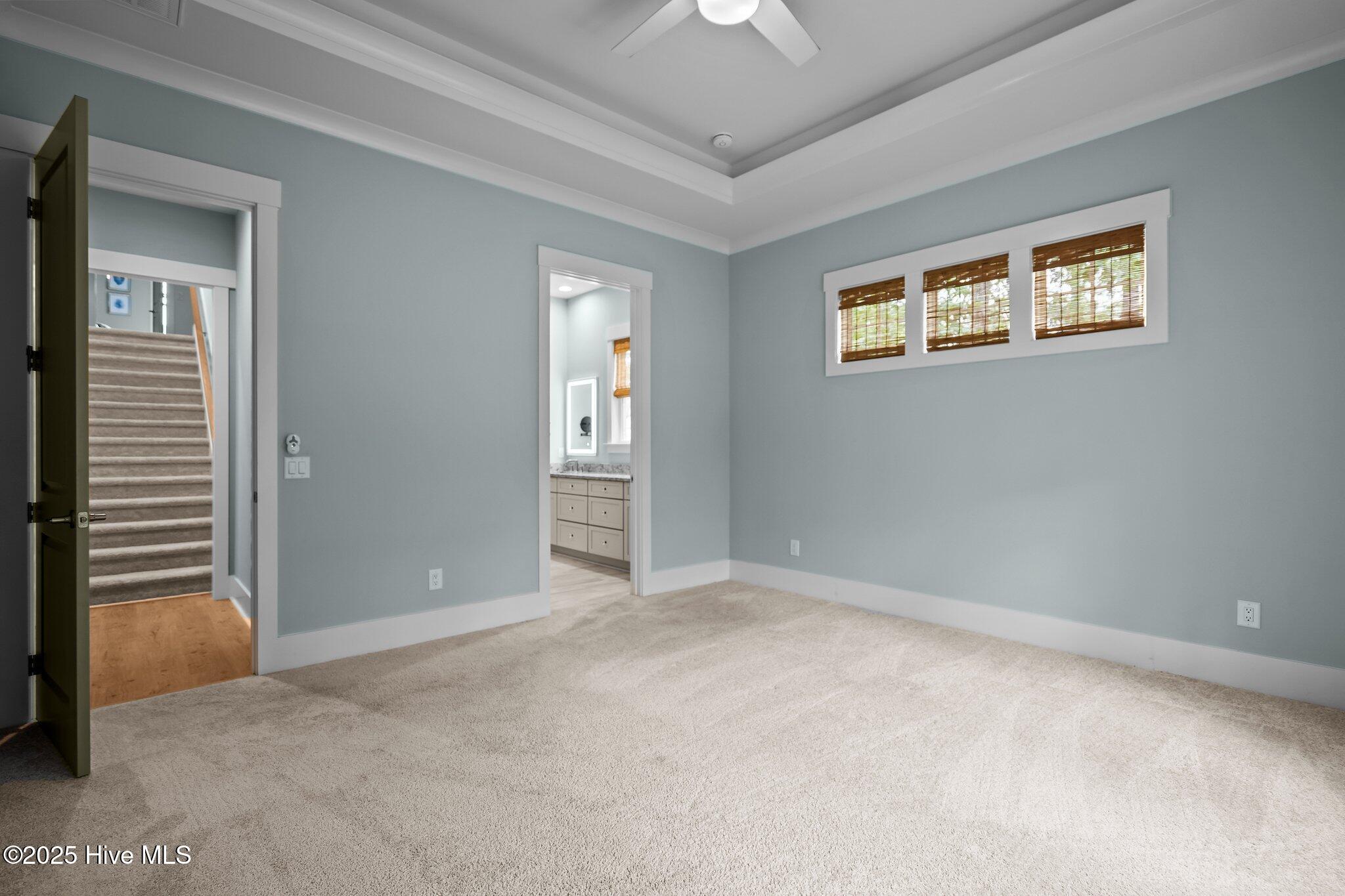 100510918 | Photo 36