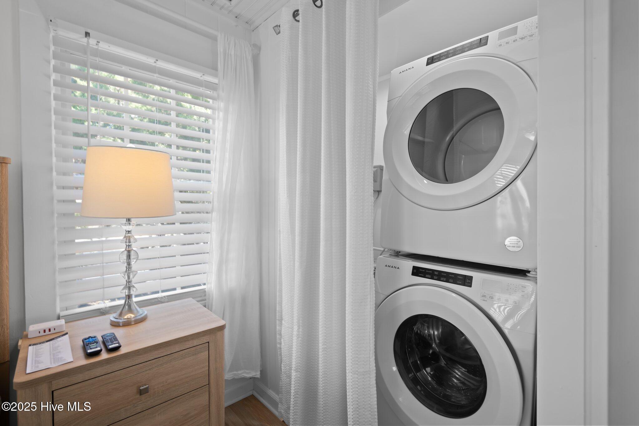 100537194 | Photo 118