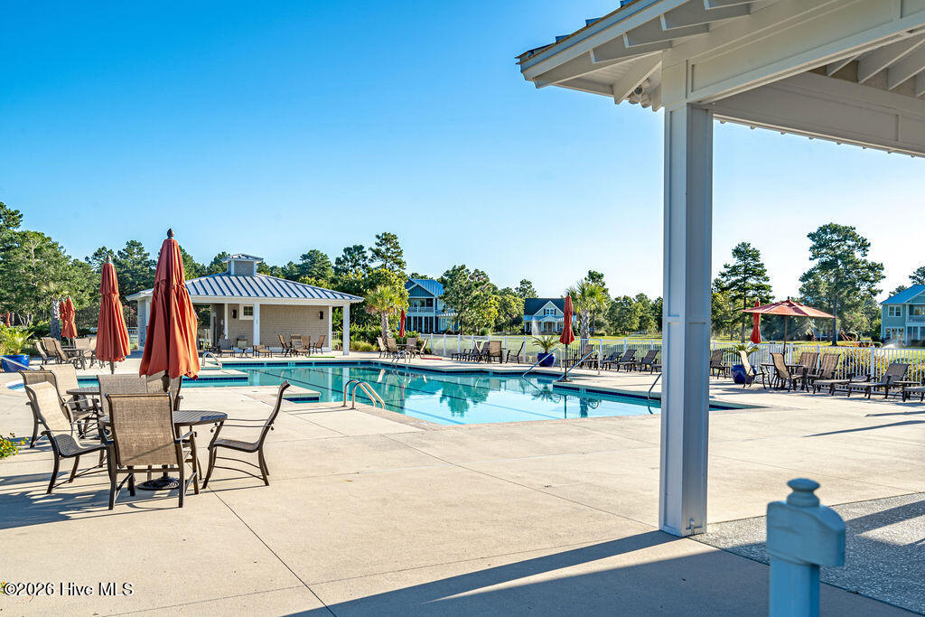 100558848 | Photo 55