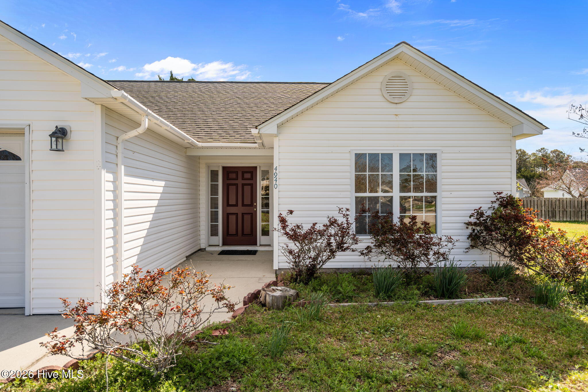 100560946 | Photo 41