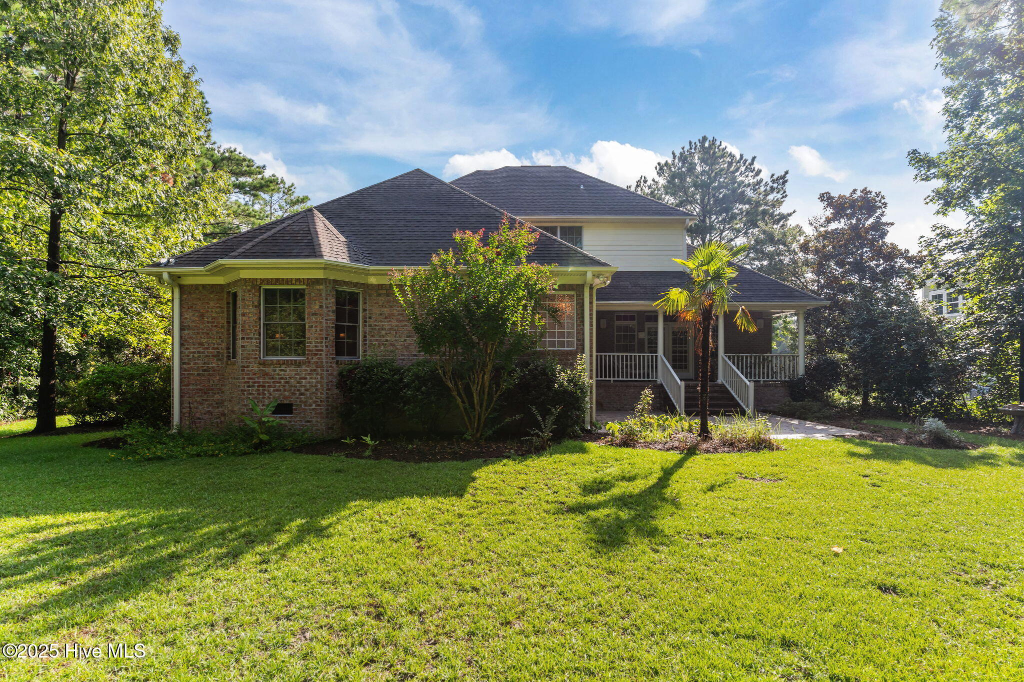 100524076 | Photo 51