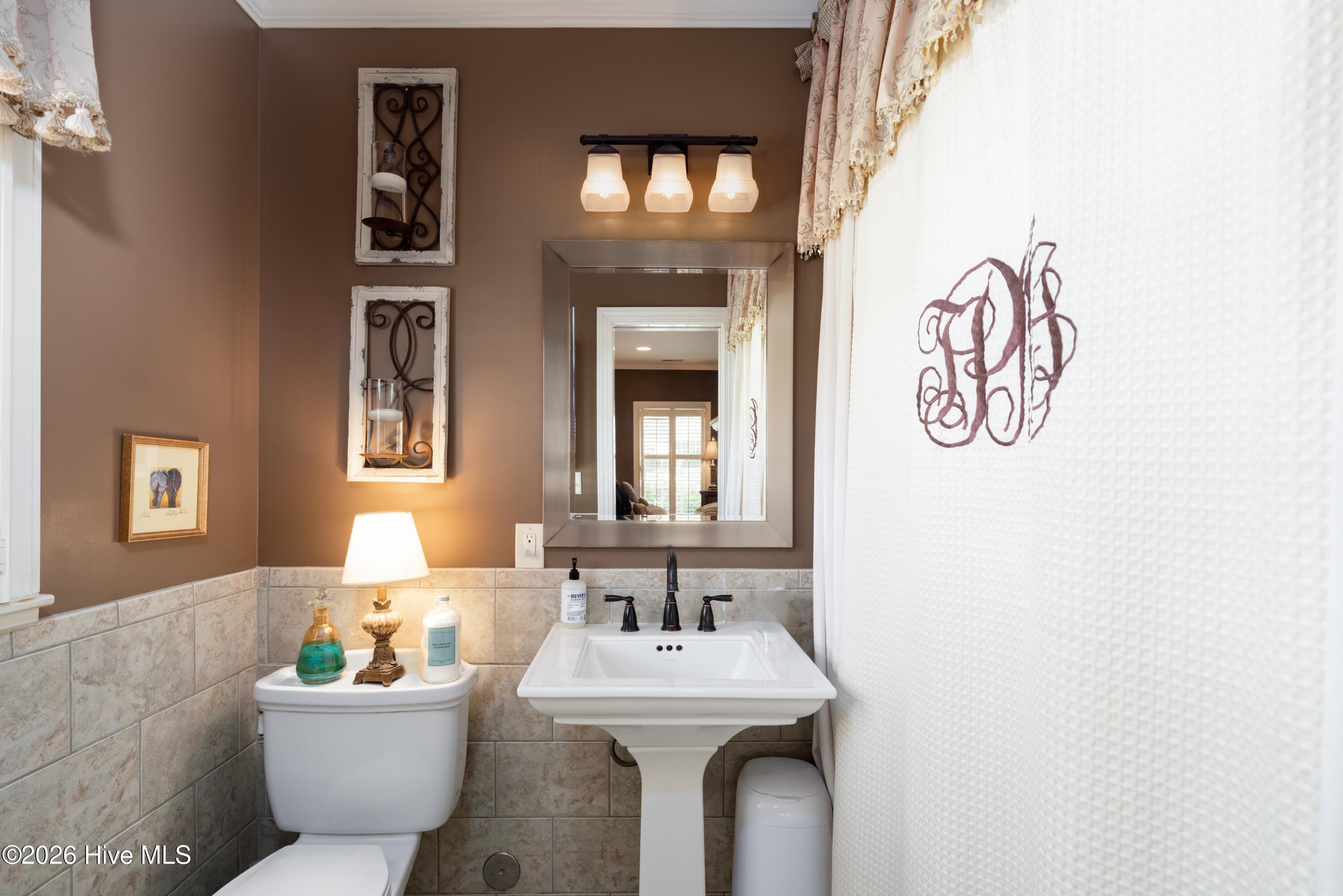 100565005 | Photo 30