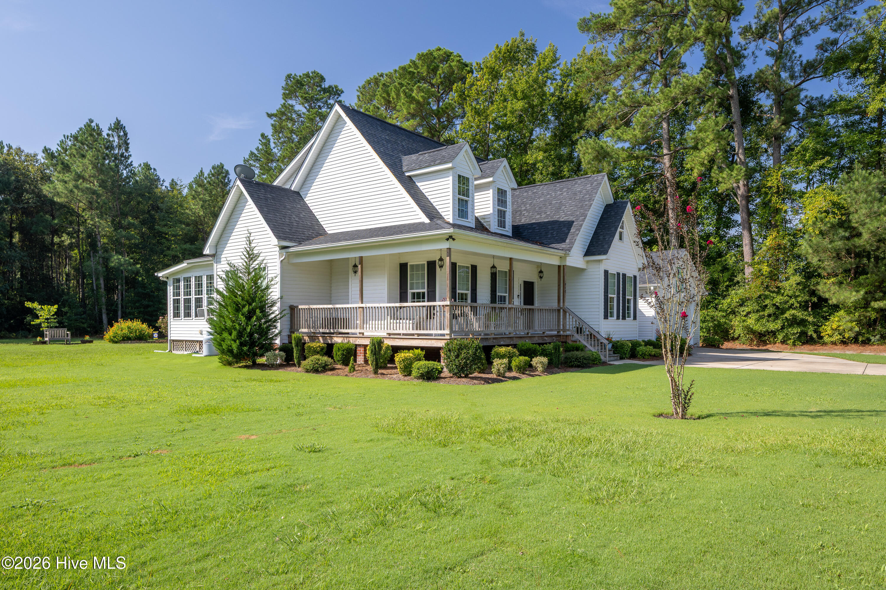 2nd image of 940 Nathan Dudley Rd, Clinton, NC 28328 | MLS# 100596992