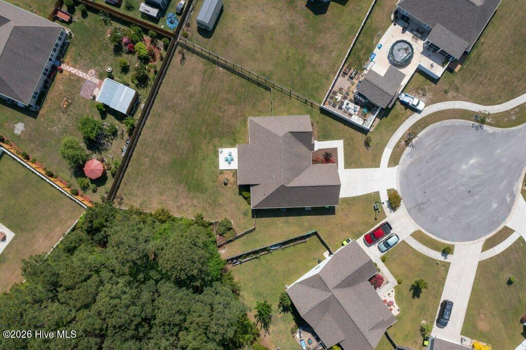 100569625 | Photo 63