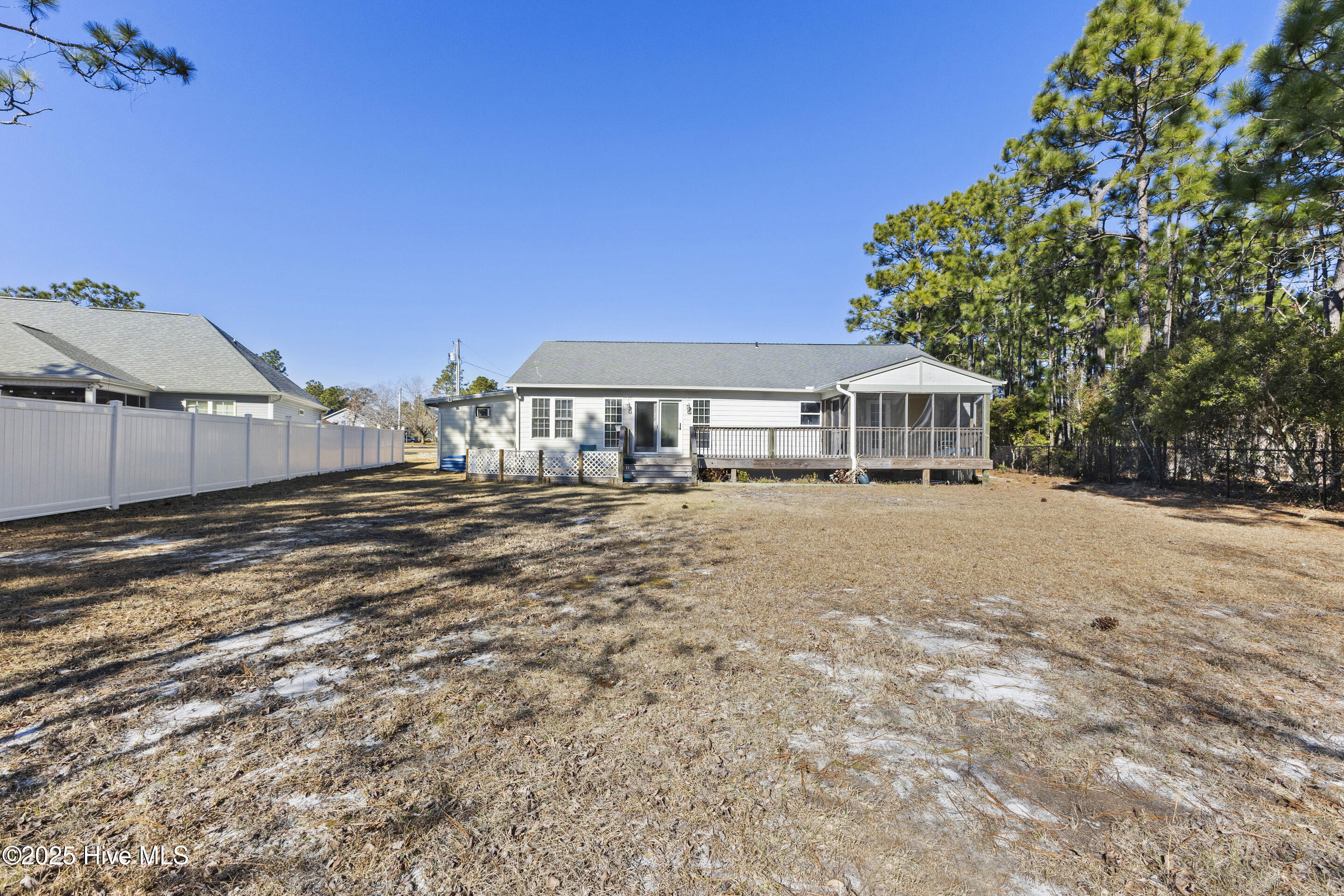 100484039 | Photo 40