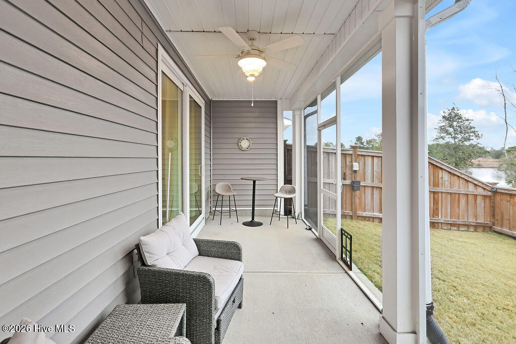 100549717 | Photo 29