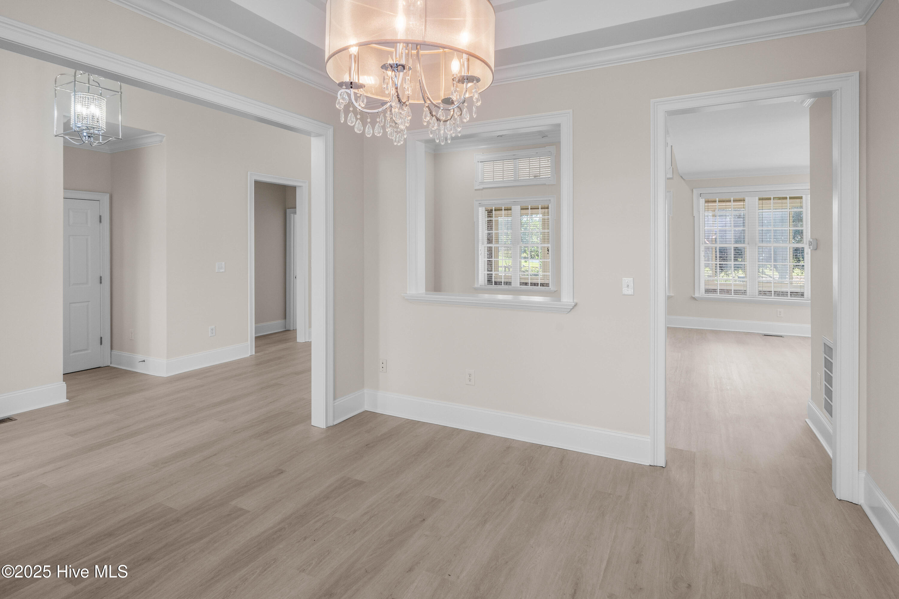 100537525 | Photo 17