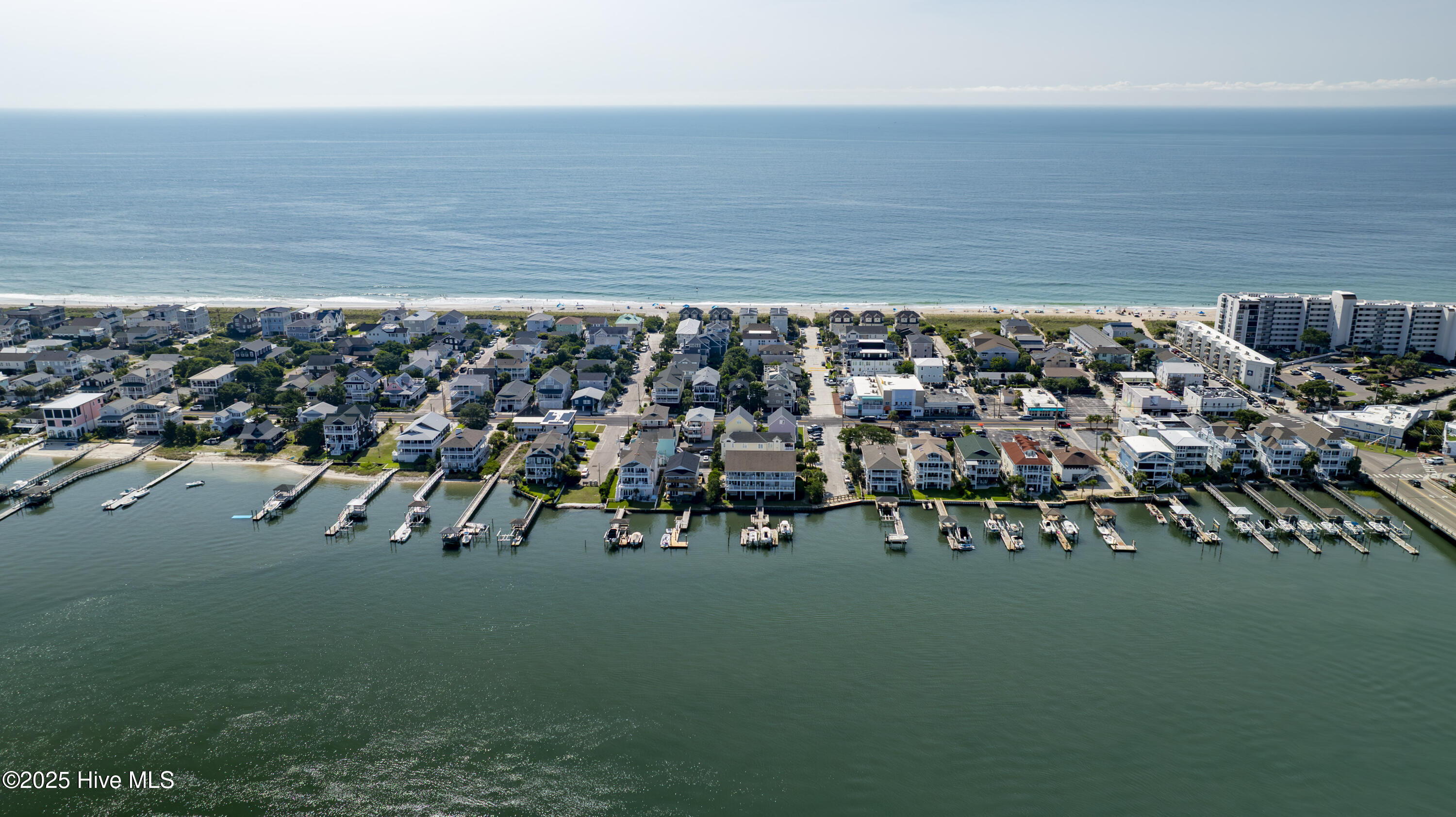 100564754 | Photo 47